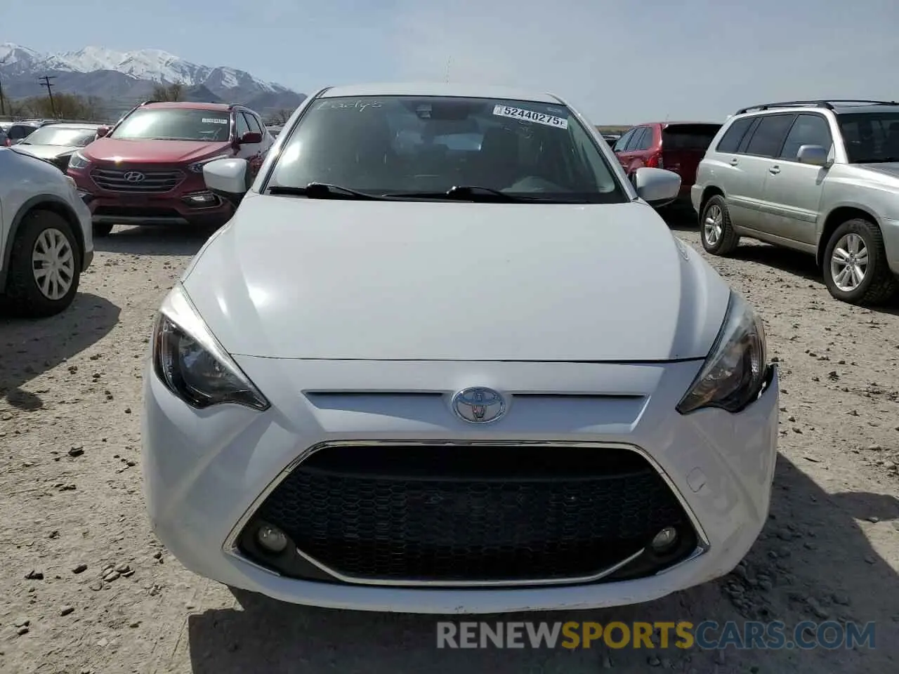 5 fotografías del automóvil dañado 3MYDLBYV1LY716776 TOYOTA YARIS 2020