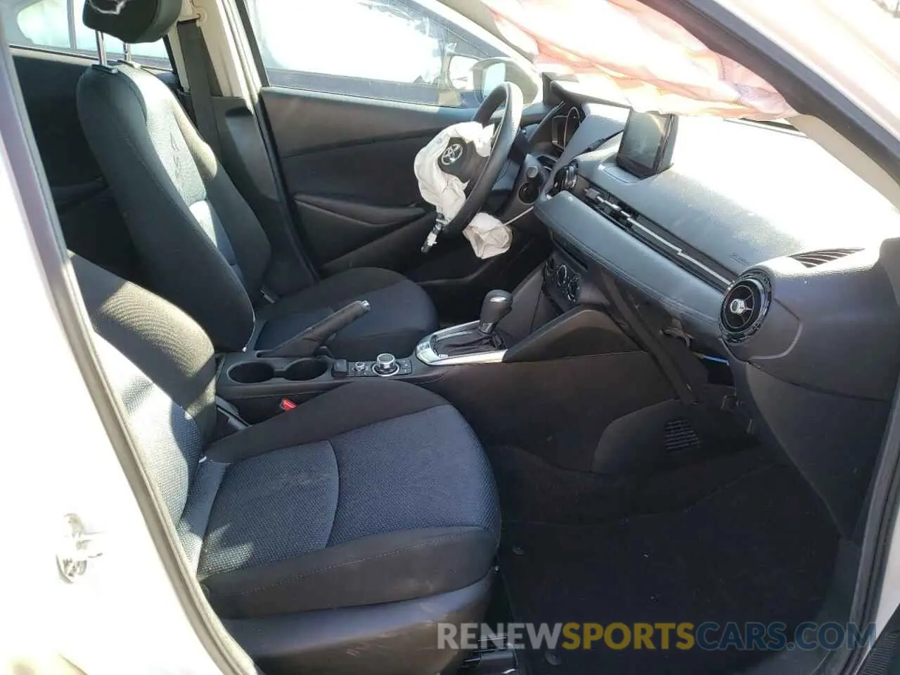 5 fotografías del automóvil dañado 3MYDLBYV9LY711566 TOYOTA YARIS 2020