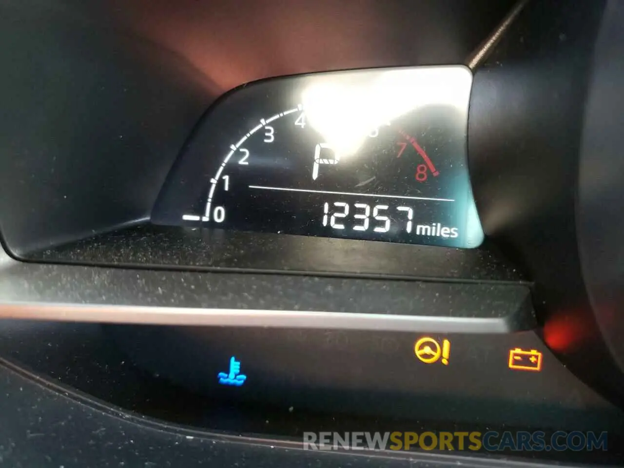 8 fotografías del automóvil dañado 3MYDLBYV9LY711566 TOYOTA YARIS 2020