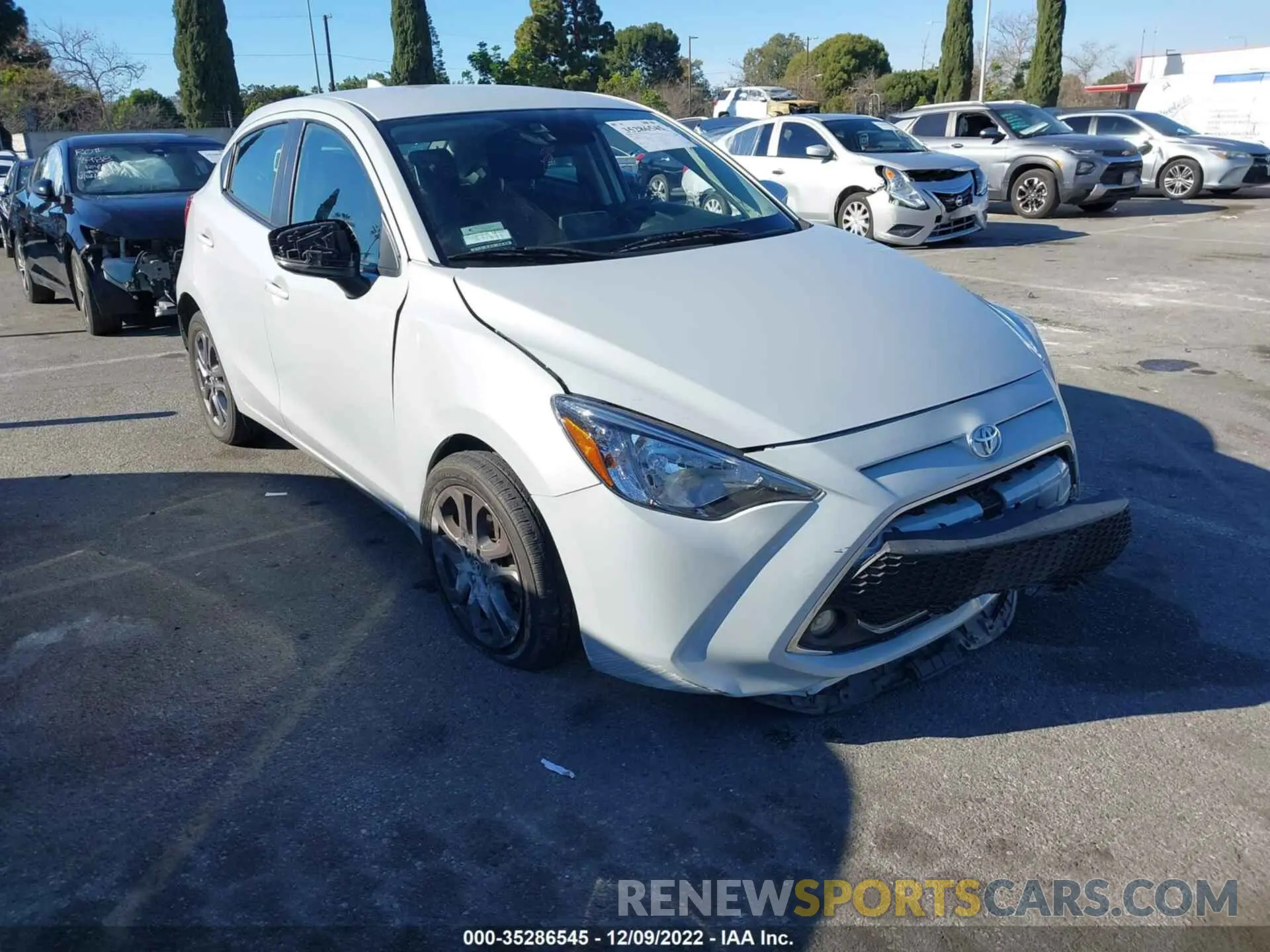 1 fotografías del automóvil dañado 3MYDLBJV1LY703424 TOYOTA YARIS HATCHBACK 2020
