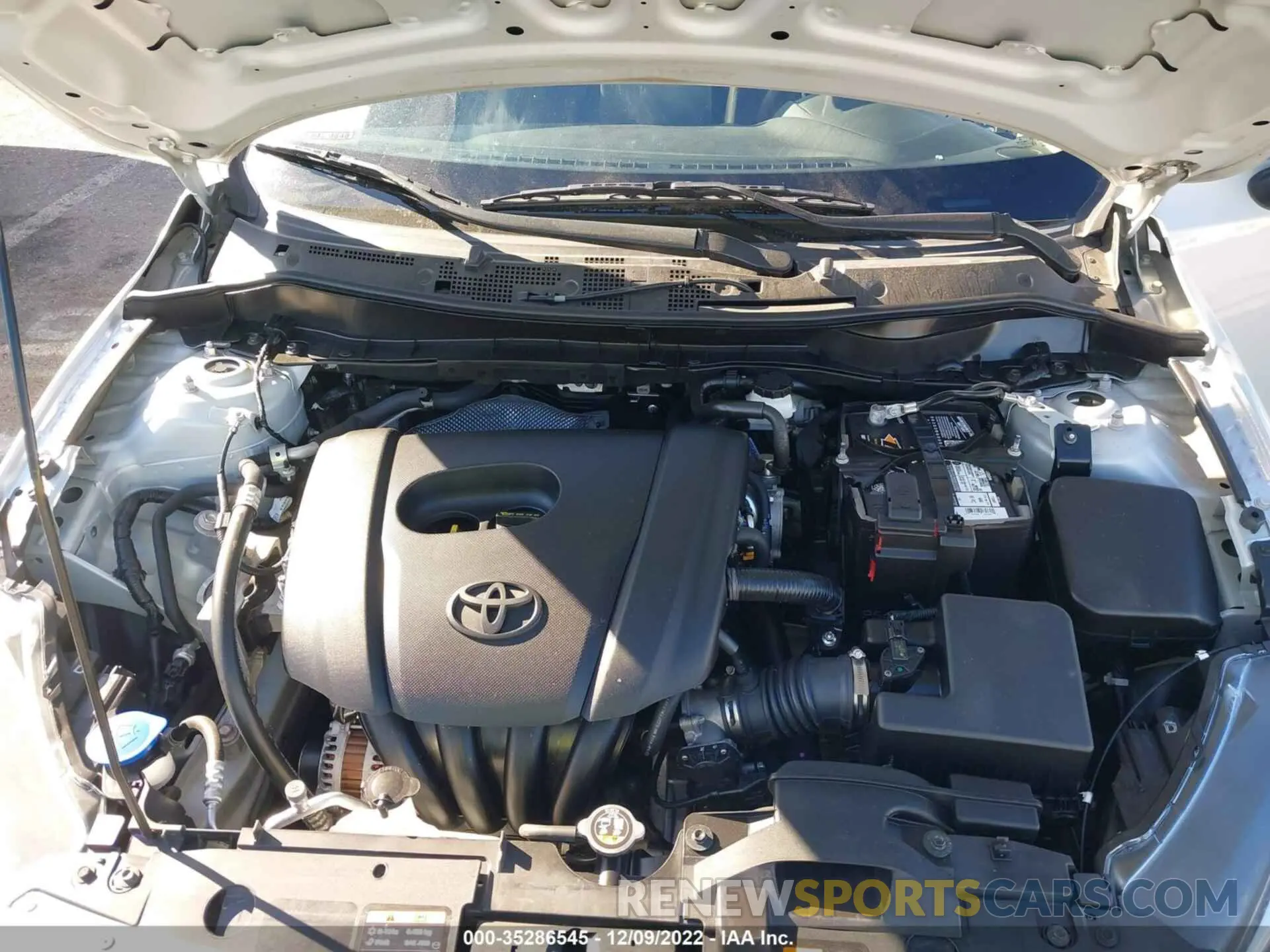 10 fotografías del automóvil dañado 3MYDLBJV1LY703424 TOYOTA YARIS HATCHBACK 2020
