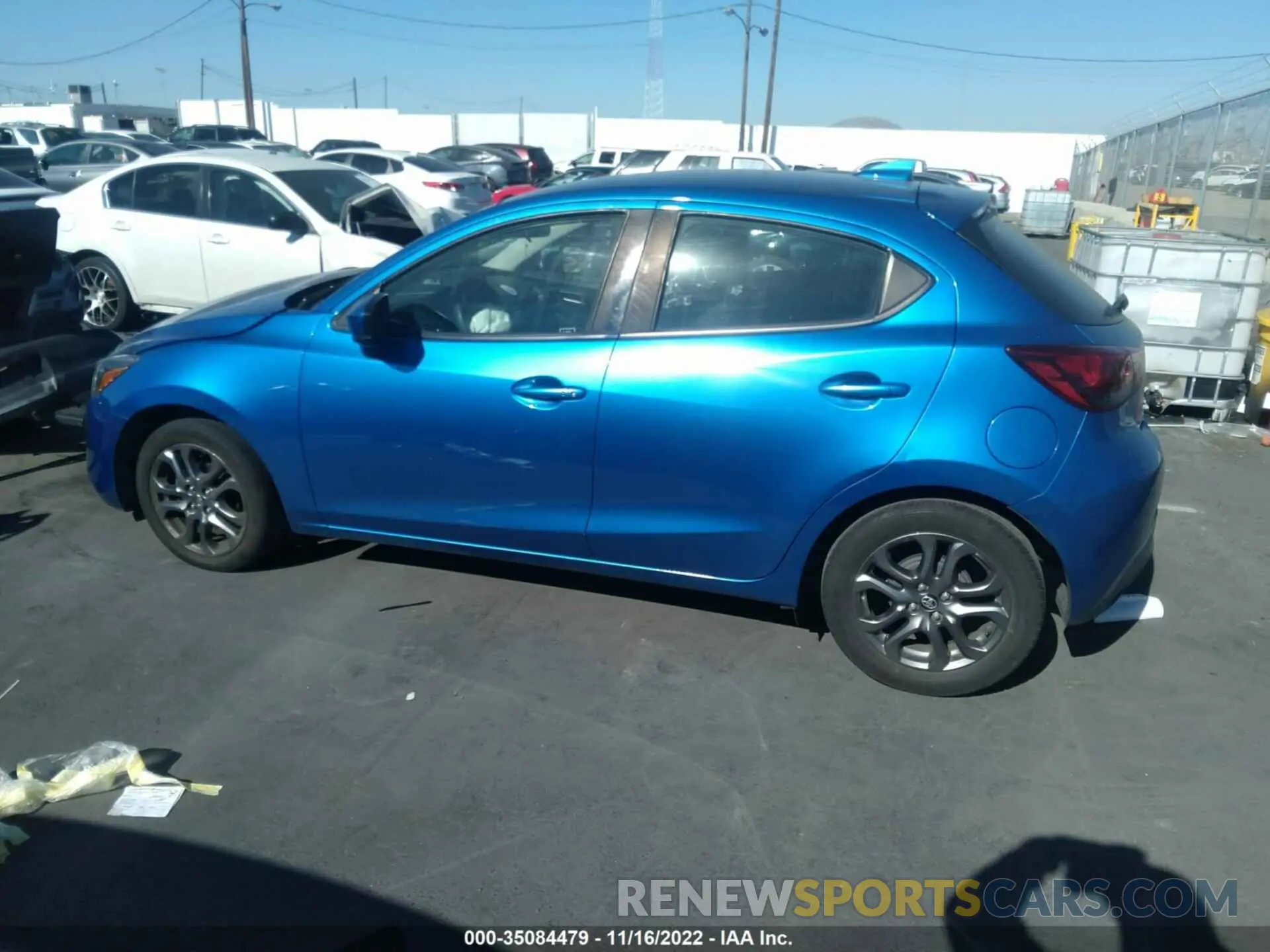 3 fotografías del automóvil dañado 3MYDLBJV3LY703294 TOYOTA YARIS HATCHBACK 2020