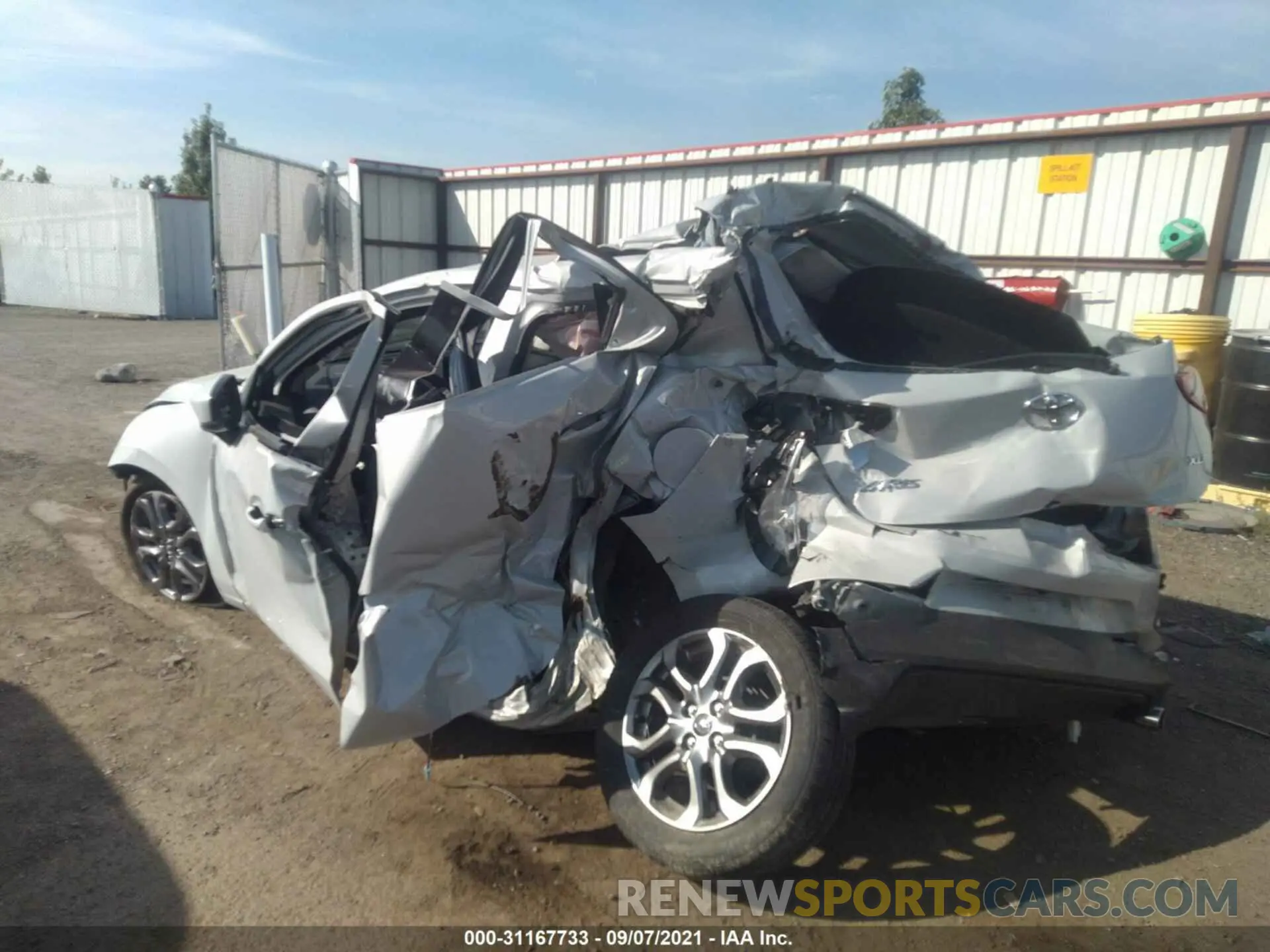 6 fotografías del automóvil dañado 3MYDLBJV5LY716709 TOYOTA YARIS HATCHBACK 2020