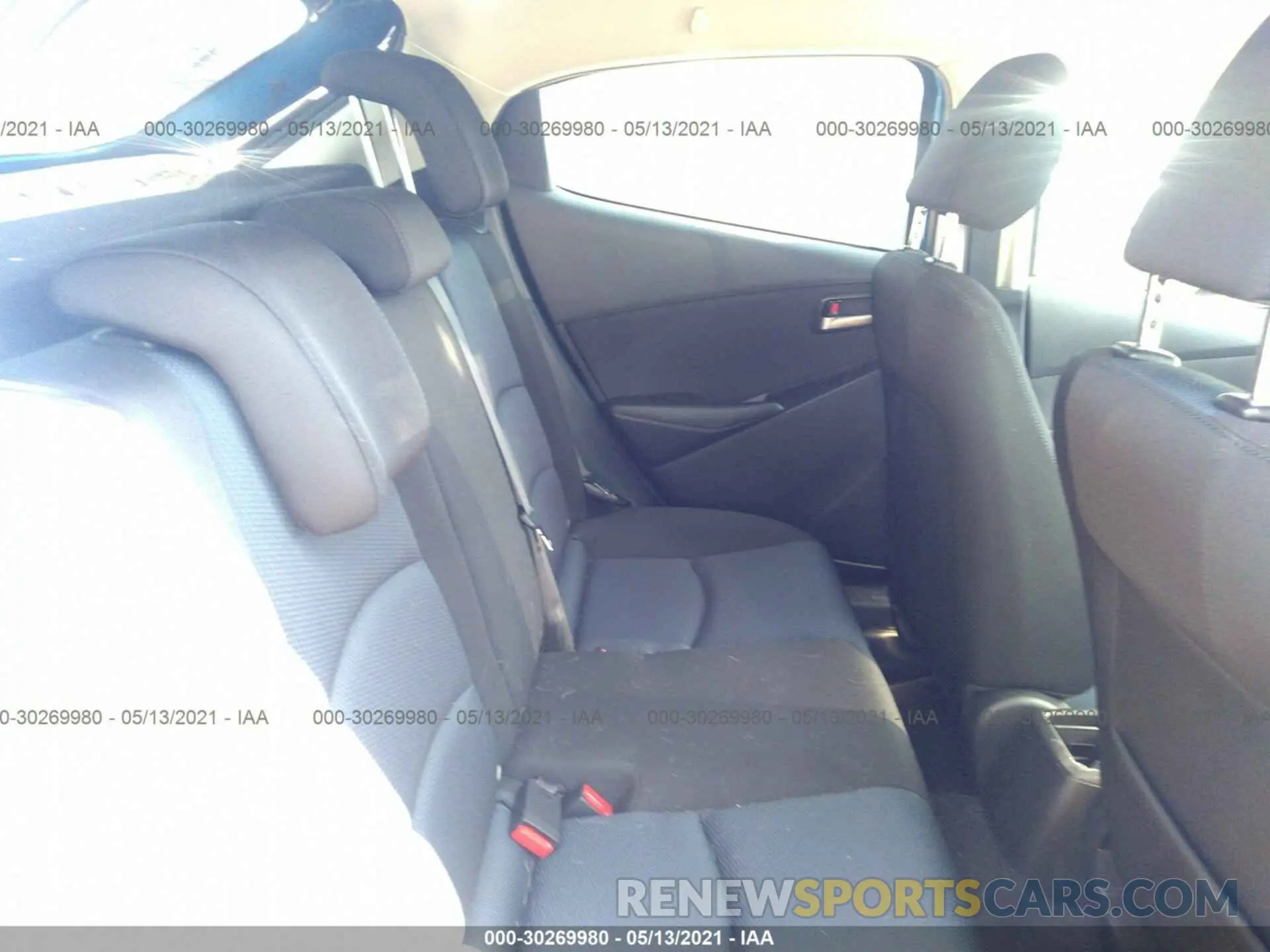 8 fotografías del automóvil dañado 3MYDLBJV6LY717013 TOYOTA YARIS HATCHBACK 2020