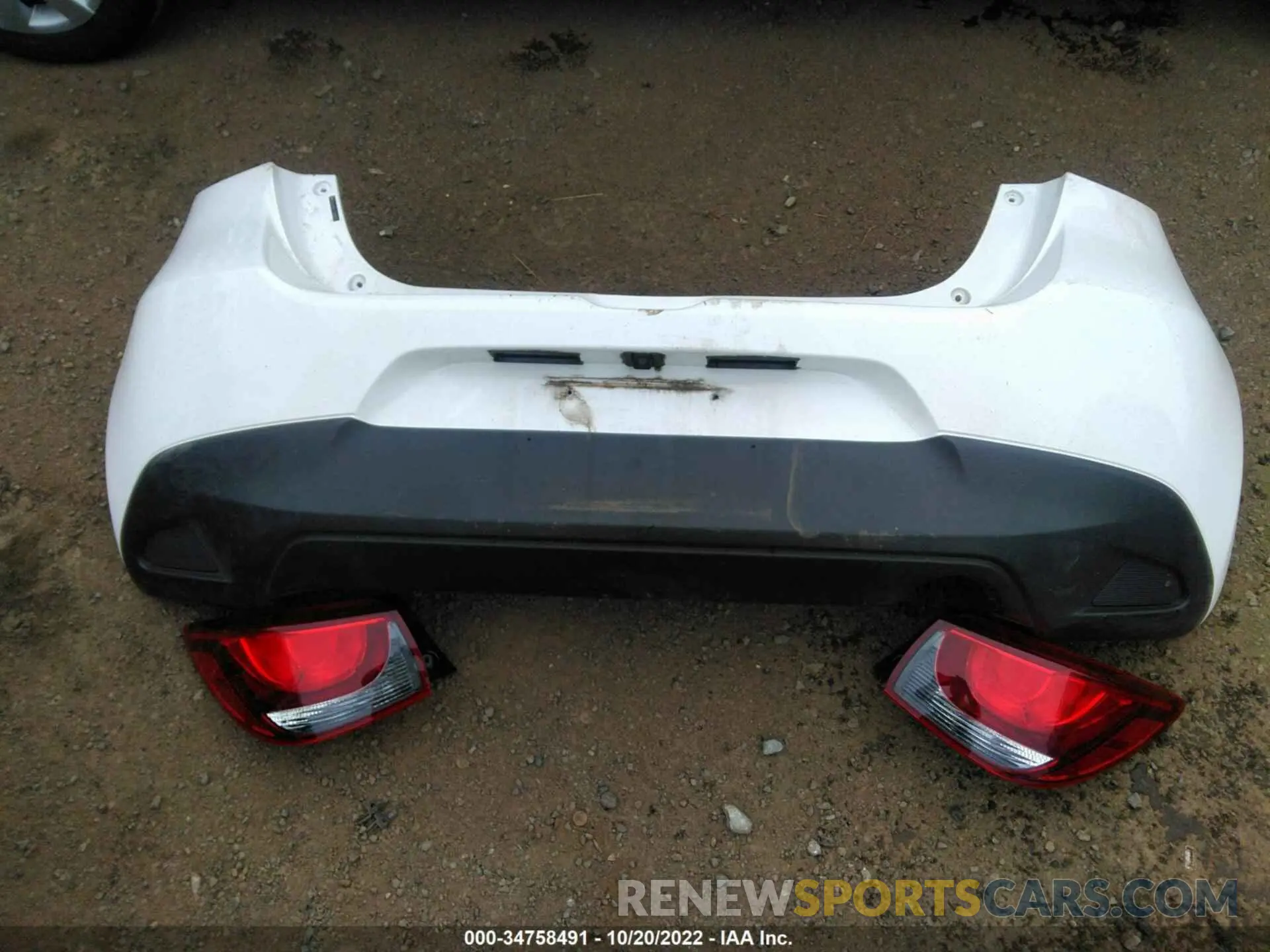 12 fotografías del automóvil dañado 3MYDLBJV9LY700674 TOYOTA YARIS HATCHBACK 2020