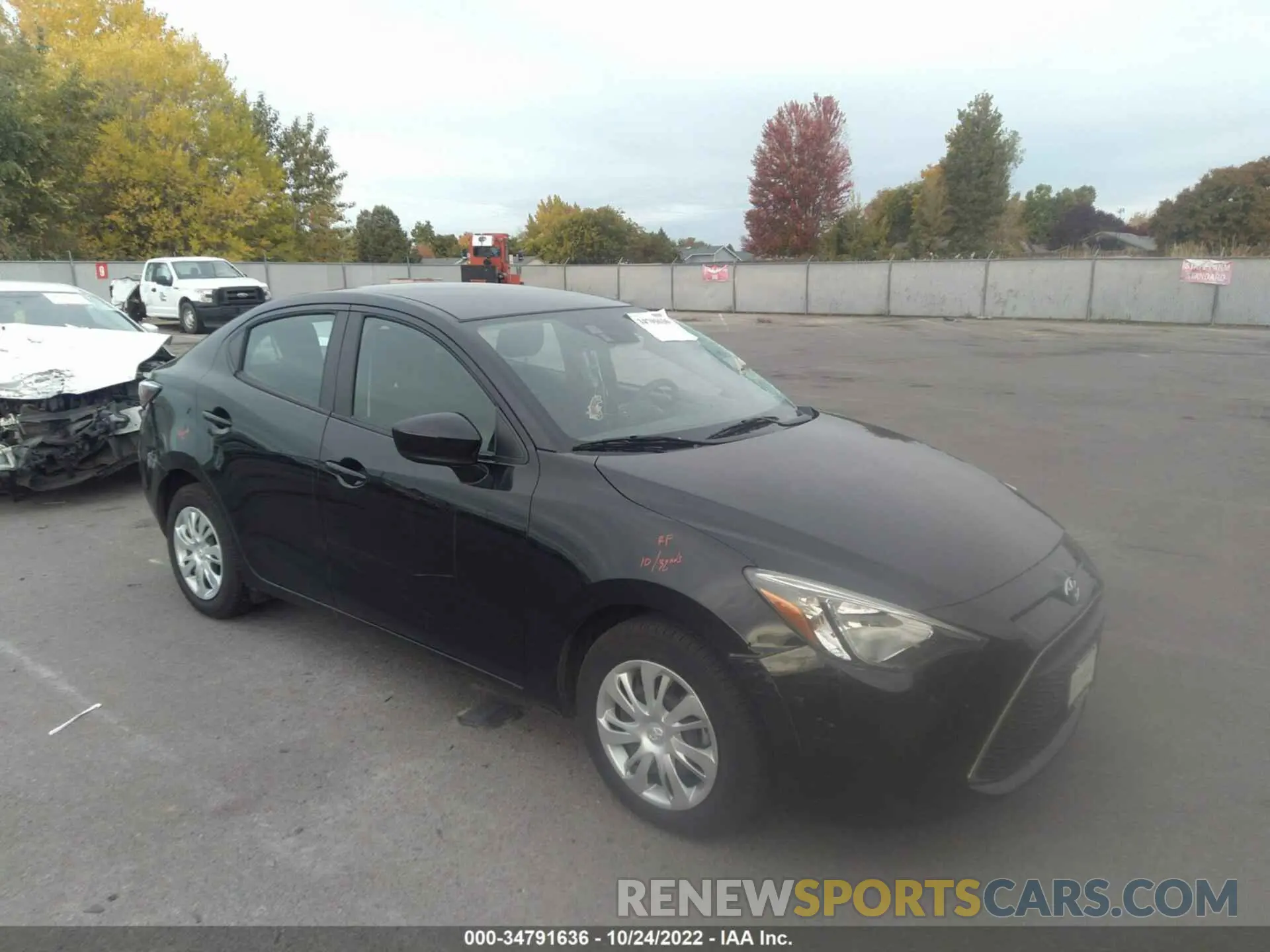 1 fotografías del automóvil dañado 3MYDLBYV1KY515667 TOYOTA YARIS SEDAN 2019
