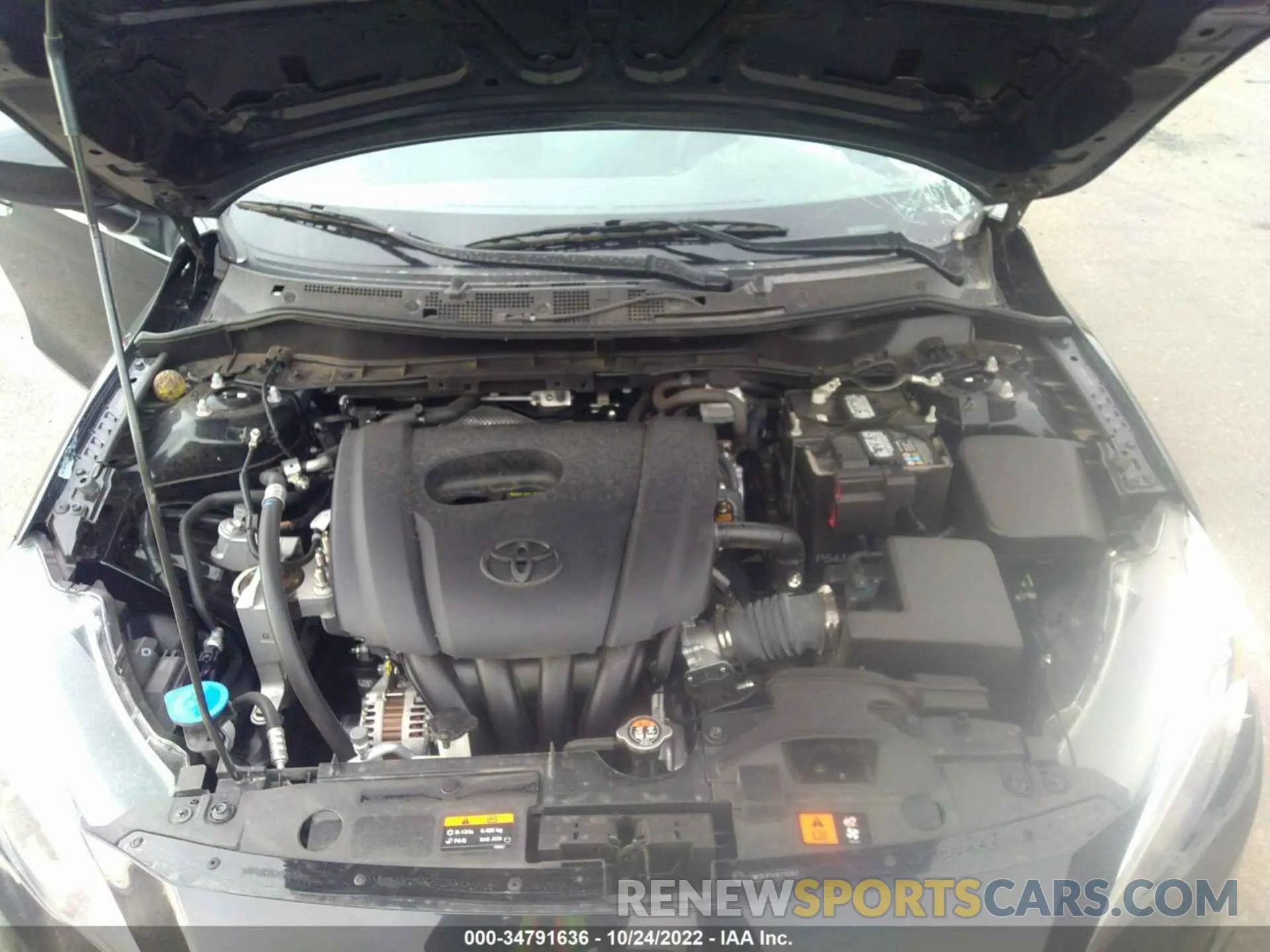 10 fotografías del automóvil dañado 3MYDLBYV1KY515667 TOYOTA YARIS SEDAN 2019