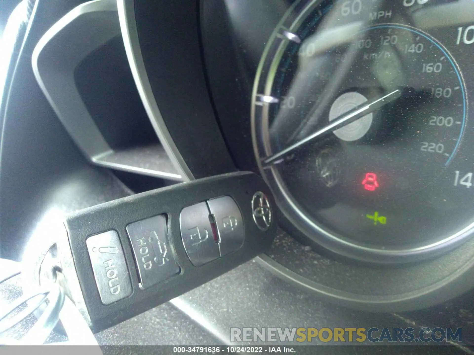 11 fotografías del automóvil dañado 3MYDLBYV1KY515667 TOYOTA YARIS SEDAN 2019