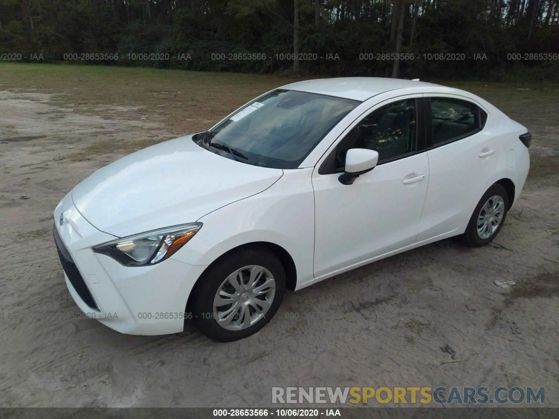 2 fotografías del automóvil dañado 3MYDLBYV5KY509581 TOYOTA YARIS SEDAN 2019