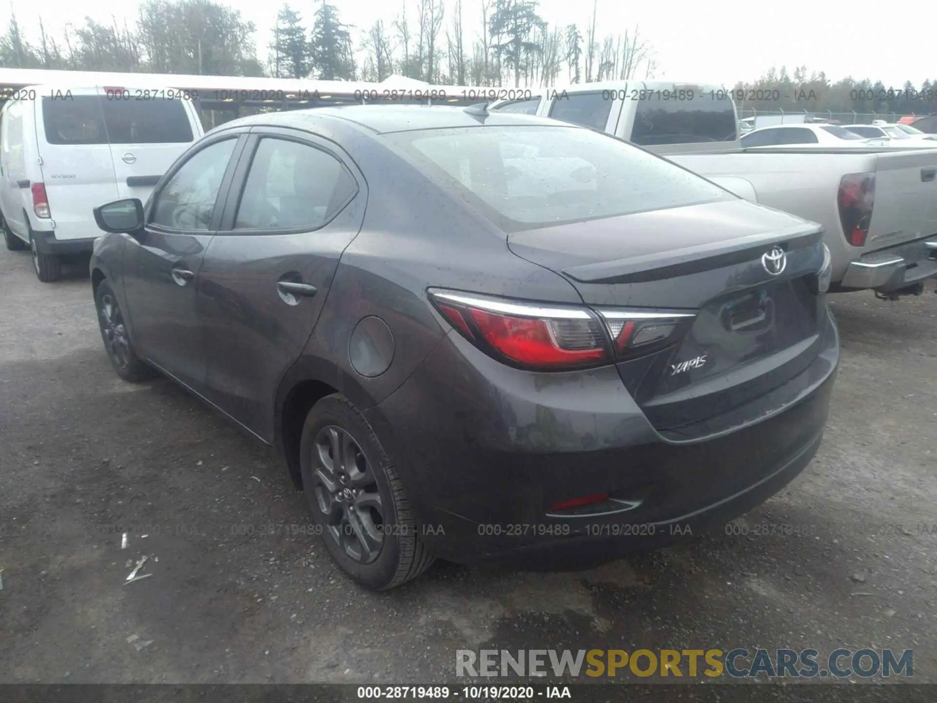 3 fotografías del automóvil dañado 3MYDLBYV7KY522011 TOYOTA YARIS SEDAN 2019