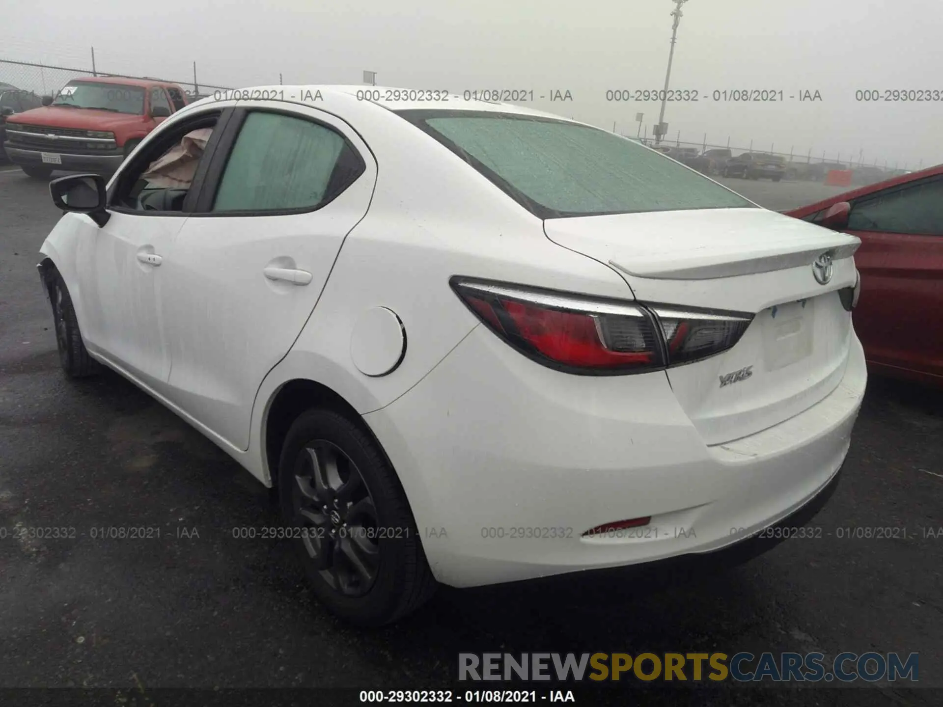 3 fotografías del automóvil dañado 3MYDLBYV9KY506280 TOYOTA YARIS SEDAN 2019