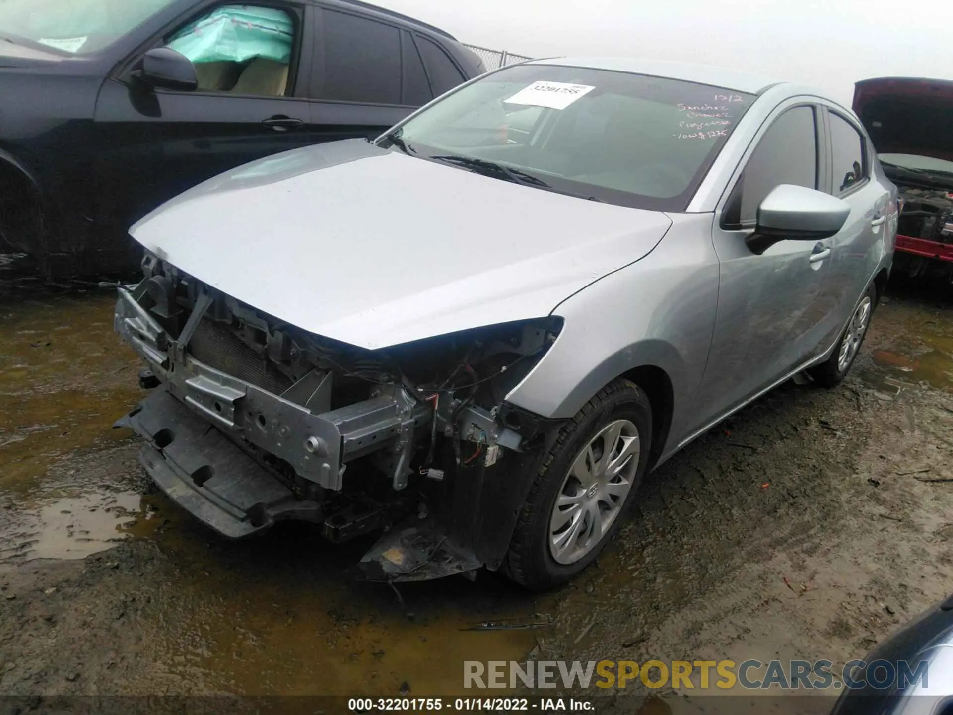 2 fotografías del automóvil dañado 3MYDLBYVXKY519636 TOYOTA YARIS SEDAN 2019