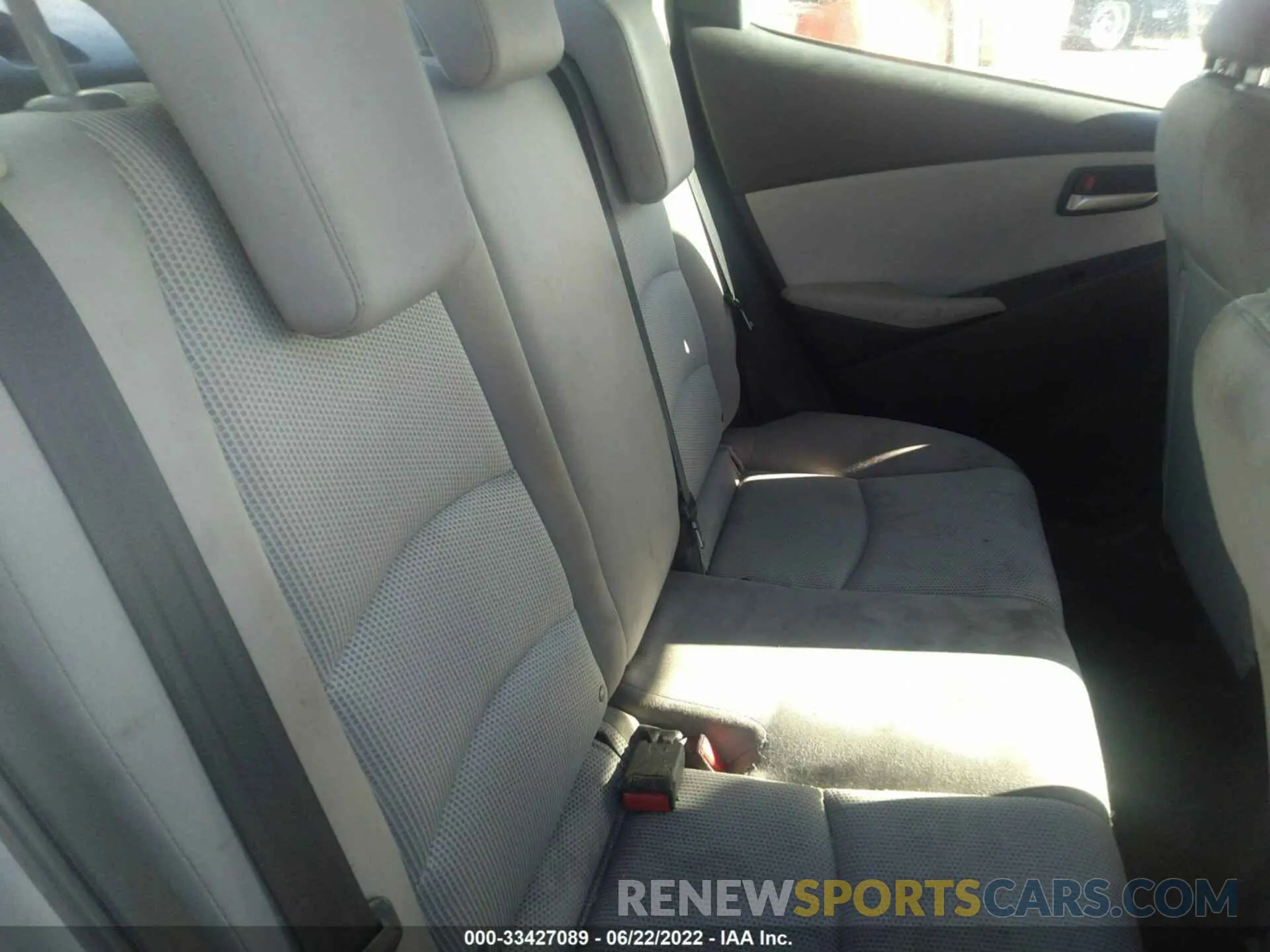 8 fotografías del automóvil dañado 3MYDLBYV0LY715263 TOYOTA YARIS SEDAN 2020