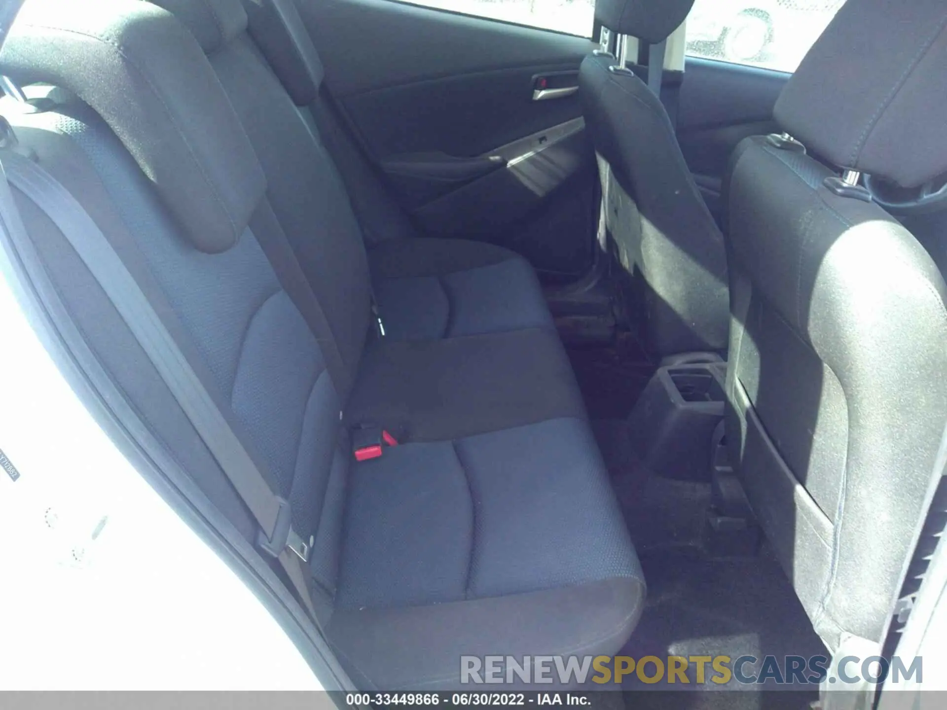 8 fotografías del automóvil dañado 3MYDLBYV2LY712882 TOYOTA YARIS SEDAN 2020