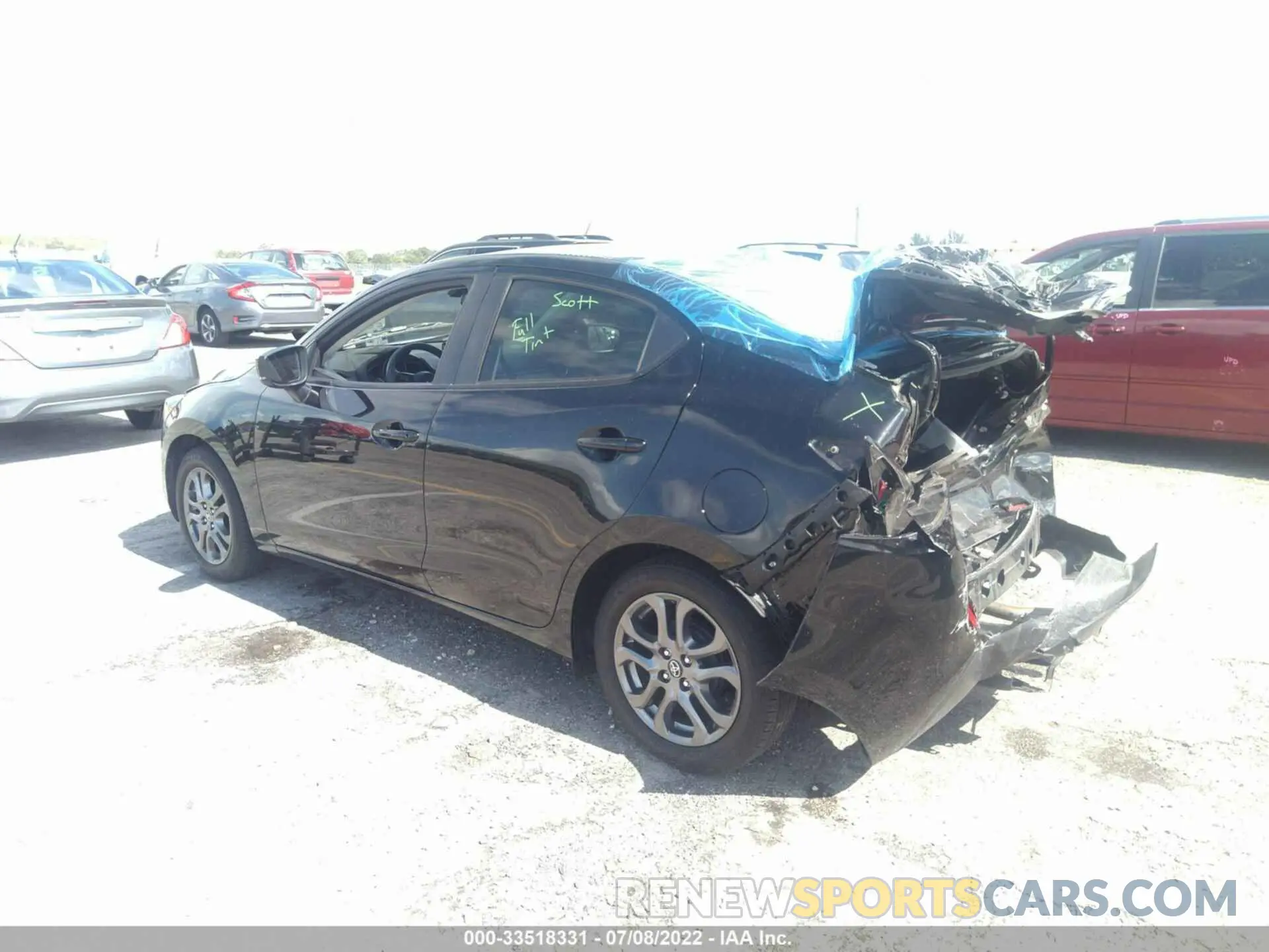 3 fotografías del automóvil dañado 3MYDLBYV4LY714908 TOYOTA YARIS SEDAN 2020