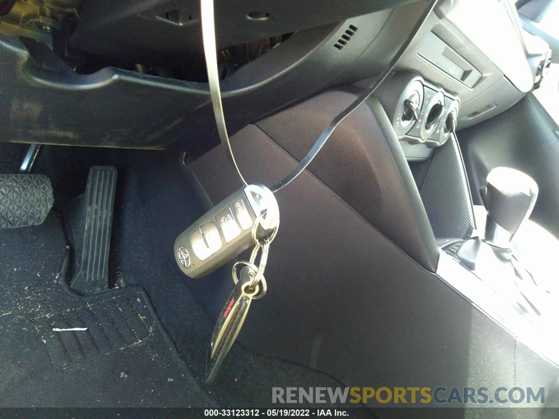 11 fotografías del automóvil dañado 3MYDLBYV5LY715484 TOYOTA YARIS SEDAN 2020