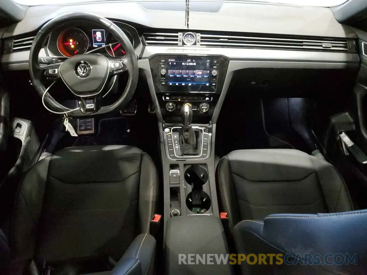 8 fotografías del automóvil dañado WVWFR7AN9KE029425 VOLKSWAGEN ARTEON 2019