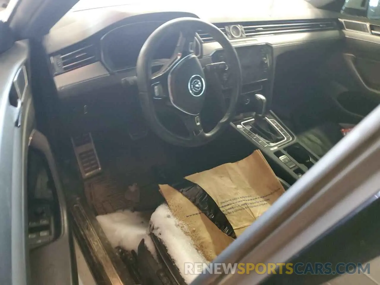 8 fotografías del automóvil dañado WVWSR7AN3KE026096 VOLKSWAGEN ARTEON 2019