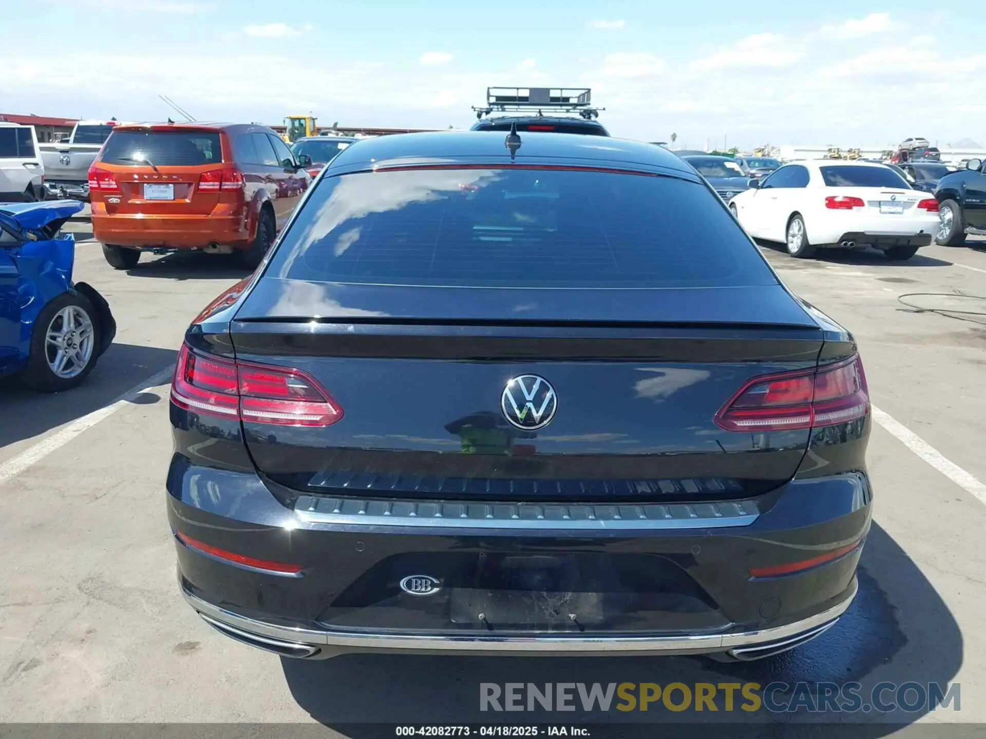 16 fotografías del automóvil dañado WVWSR7AN3ME012699 VOLKSWAGEN ARTEON 2021