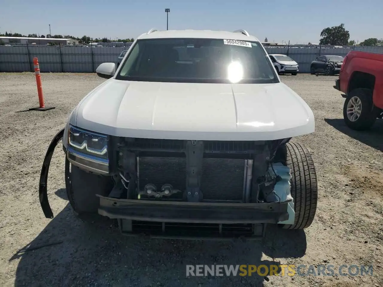 5 fotografías del automóvil dañado 1V2AP2CA8KC539269 VOLKSWAGEN ATLAS 2019