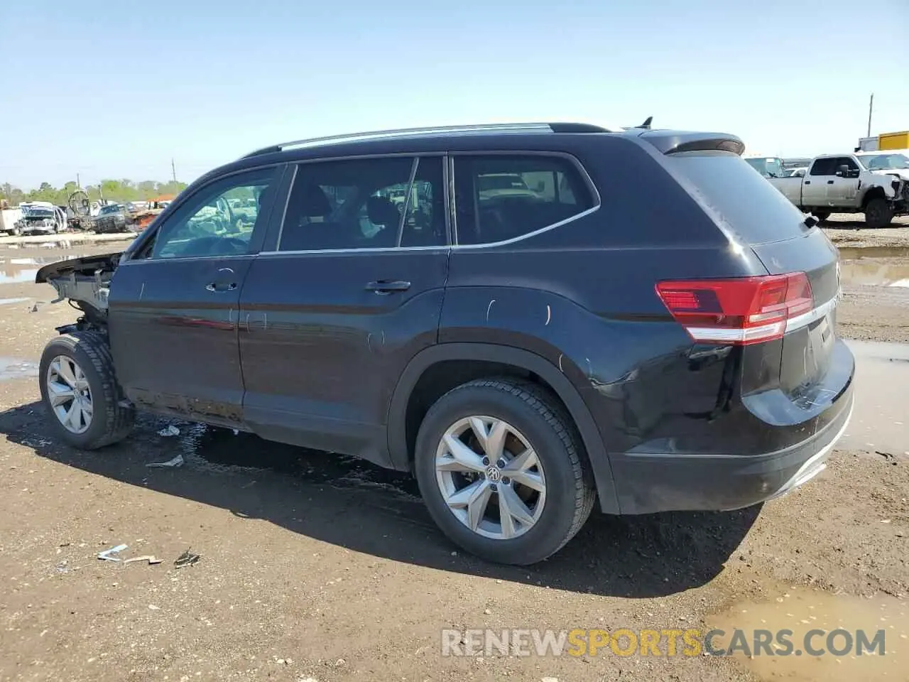 2 fotografías del automóvil dañado 1V2AP2CA9KC606672 VOLKSWAGEN ATLAS 2019