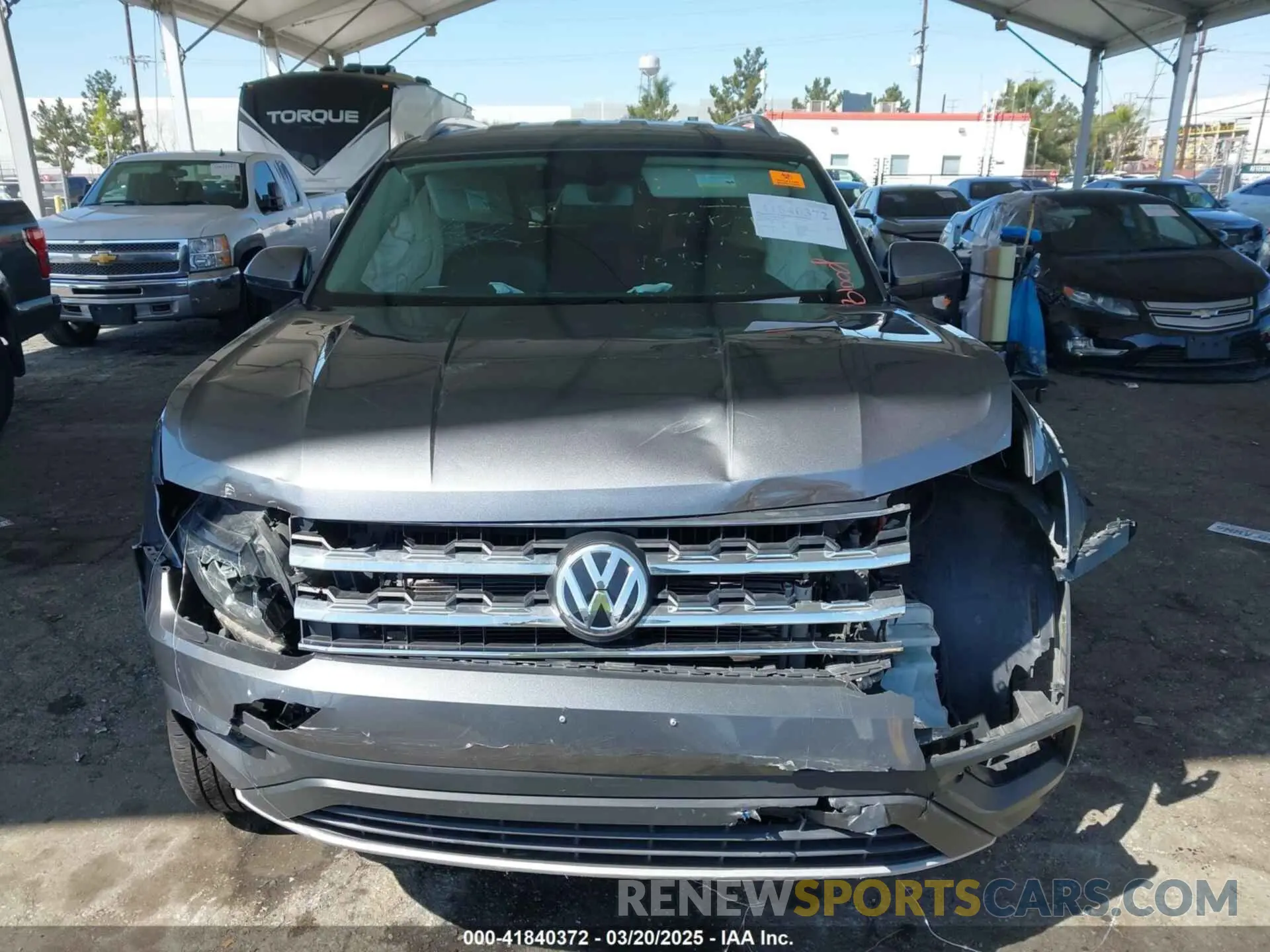 11 fotografías del automóvil dañado 1V2DR2CA2KC547116 VOLKSWAGEN ATLAS 2019