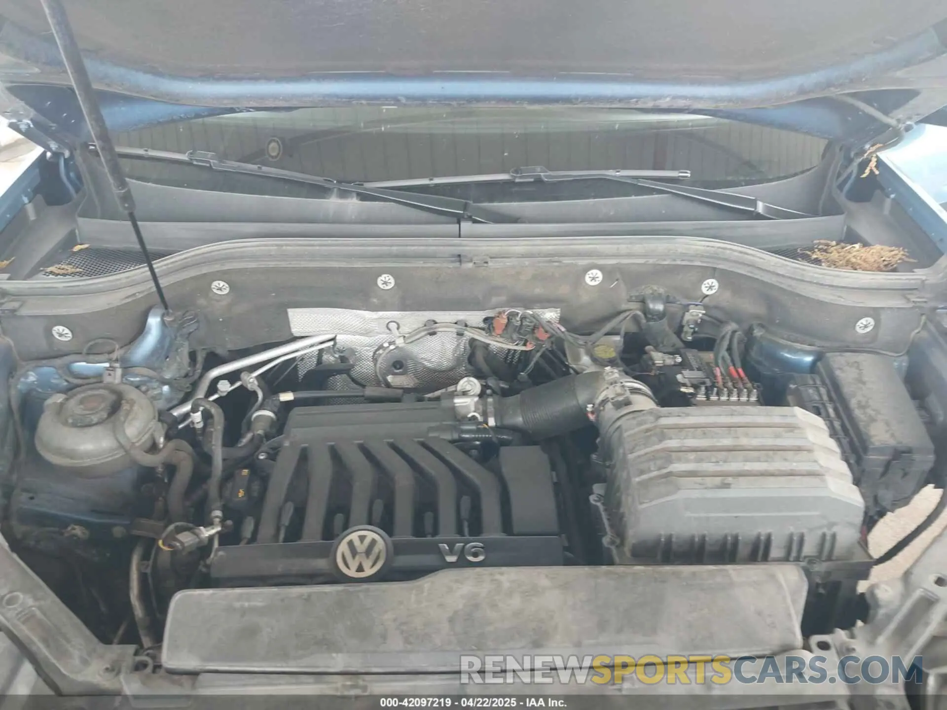 10 fotografías del automóvil dañado 1V2DR2CA7KC516363 VOLKSWAGEN ATLAS 2019