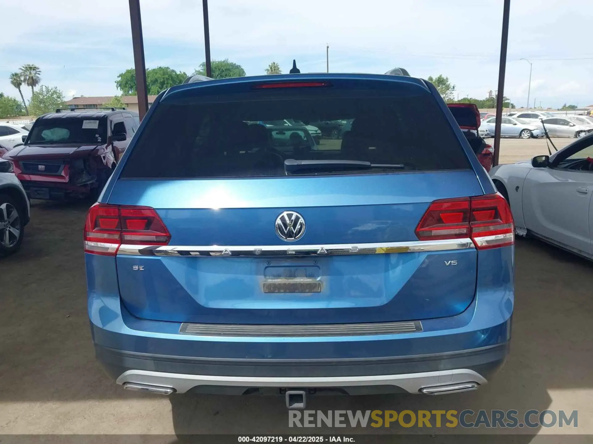 17 fotografías del automóvil dañado 1V2DR2CA7KC516363 VOLKSWAGEN ATLAS 2019