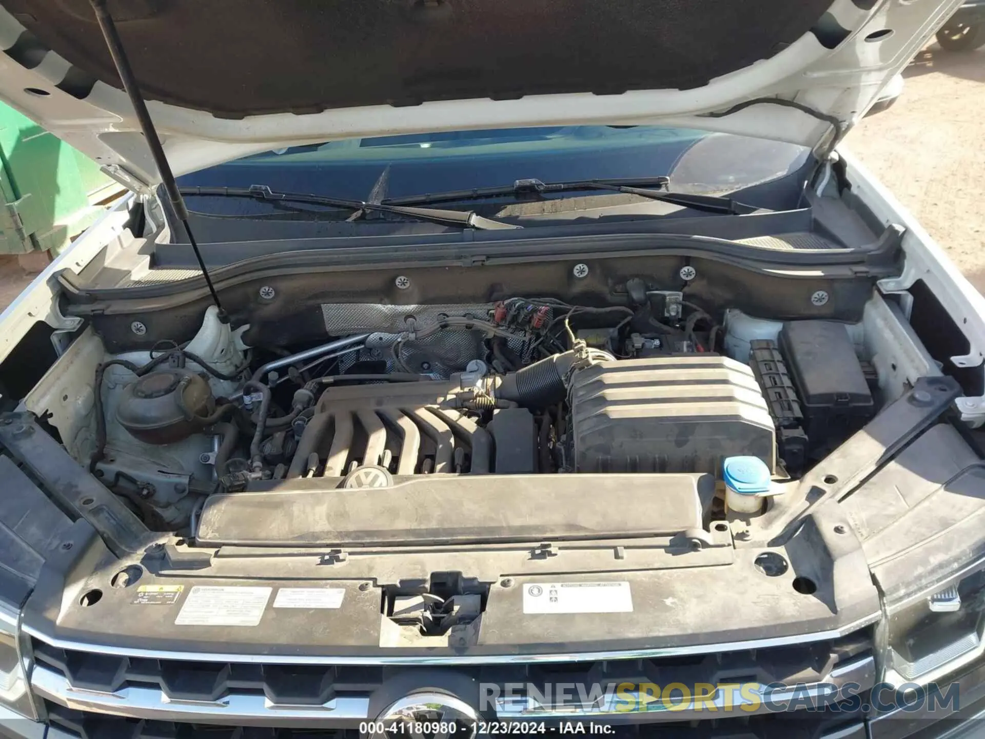 10 fotografías del automóvil dañado 1V2DR2CA7KC581066 VOLKSWAGEN ATLAS 2019
