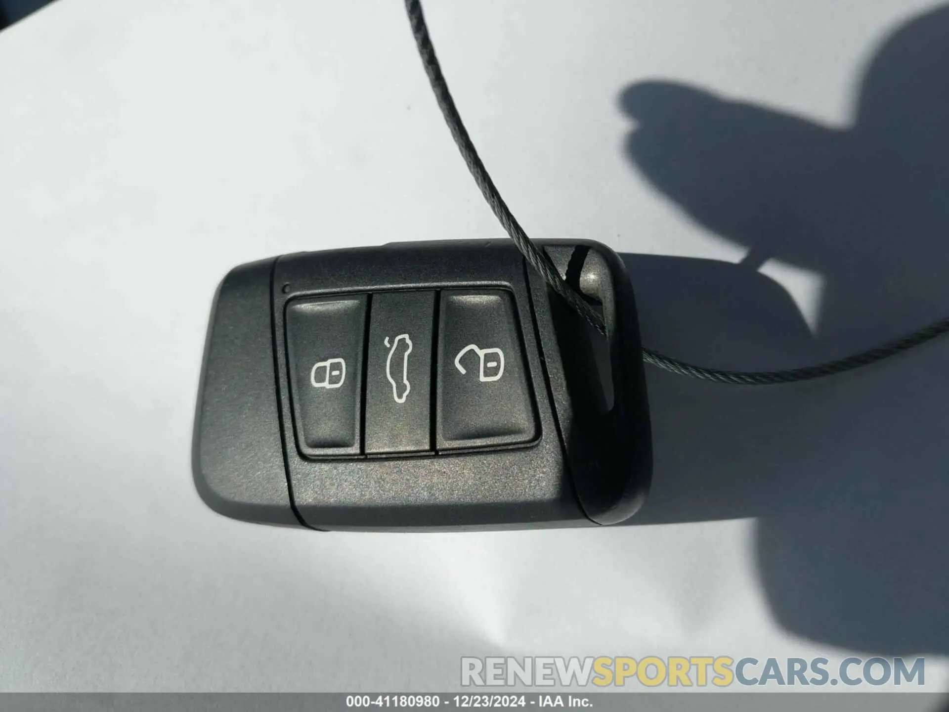 11 fotografías del automóvil dañado 1V2DR2CA7KC581066 VOLKSWAGEN ATLAS 2019