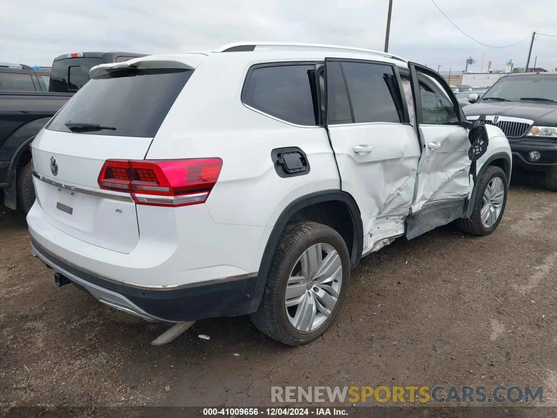 4 fotografías del automóvil dañado 1V2ER2CA1KC620397 VOLKSWAGEN ATLAS 2019