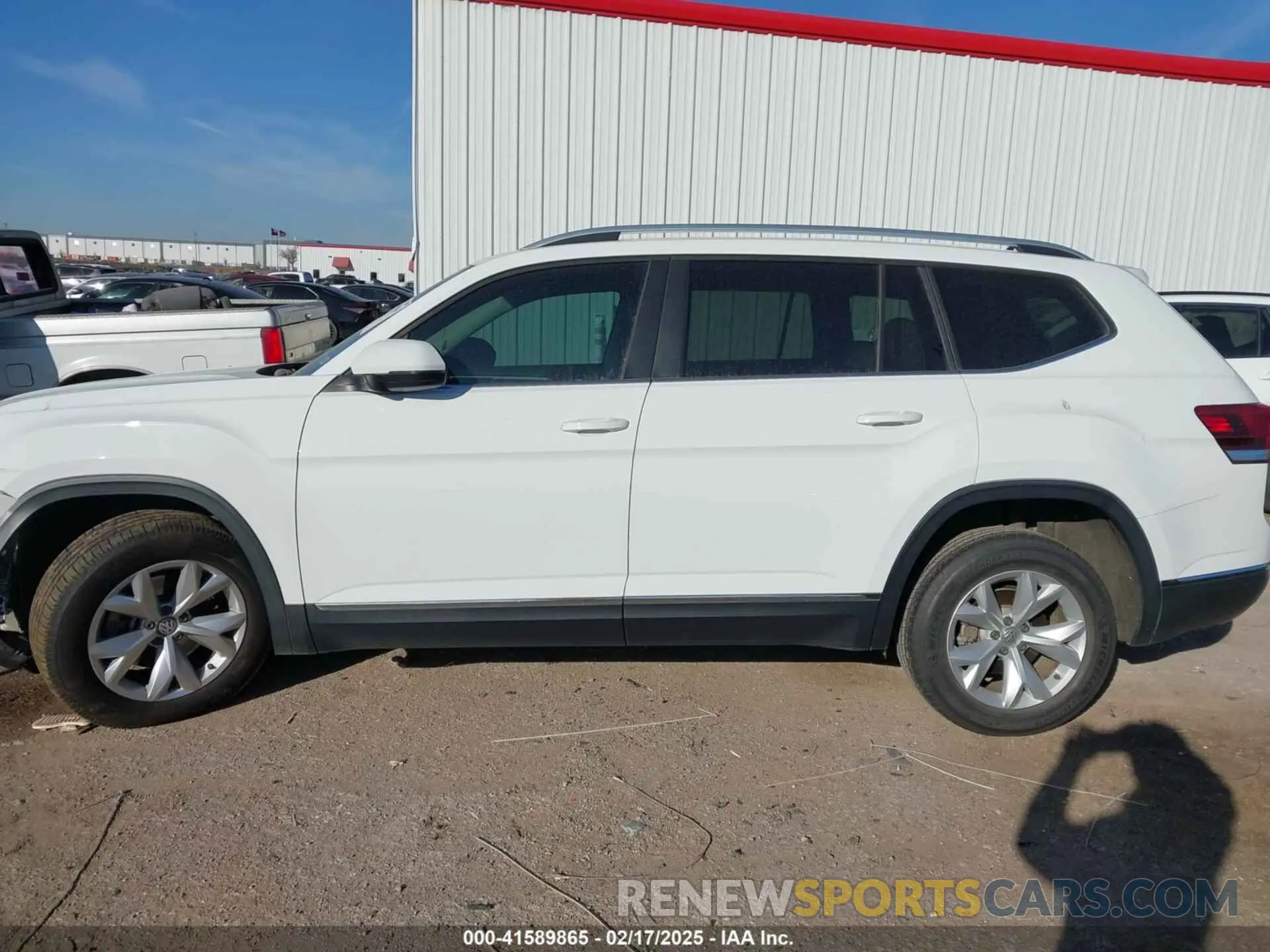 14 fotografías del automóvil dañado 1V2ER2CA8KC509118 VOLKSWAGEN ATLAS 2019