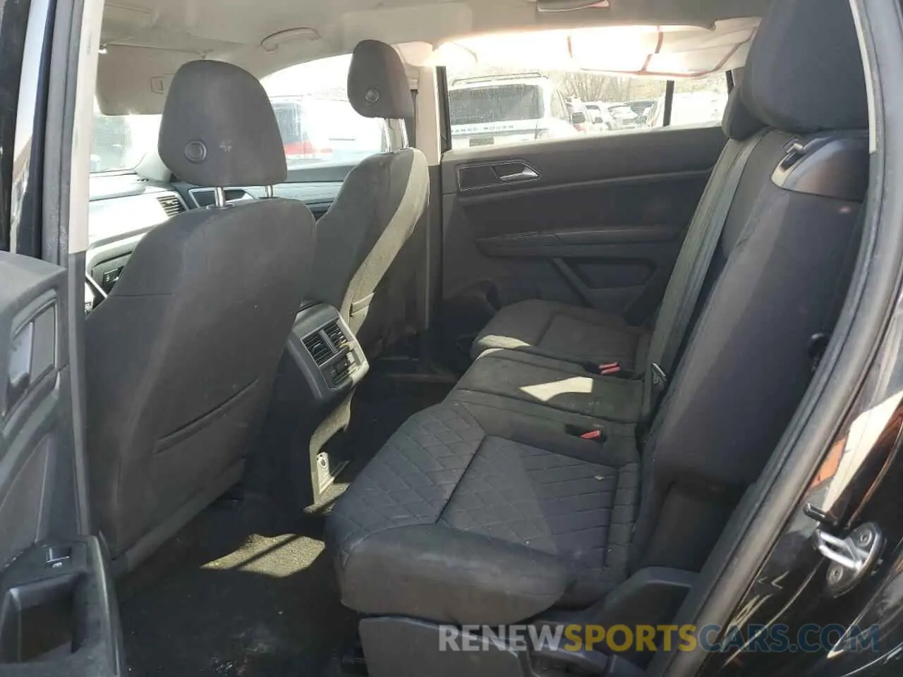 11 fotografías del automóvil dañado 1V2GR2CA5KC595139 VOLKSWAGEN ATLAS 2019