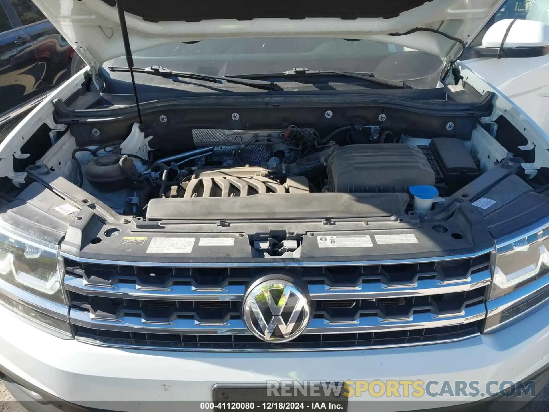10 fotografías del automóvil dañado 1V2LR2CA0KC548163 VOLKSWAGEN ATLAS 2019