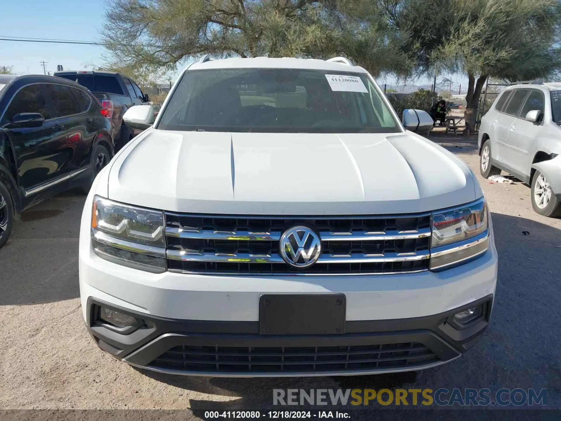 12 fotografías del automóvil dañado 1V2LR2CA0KC548163 VOLKSWAGEN ATLAS 2019