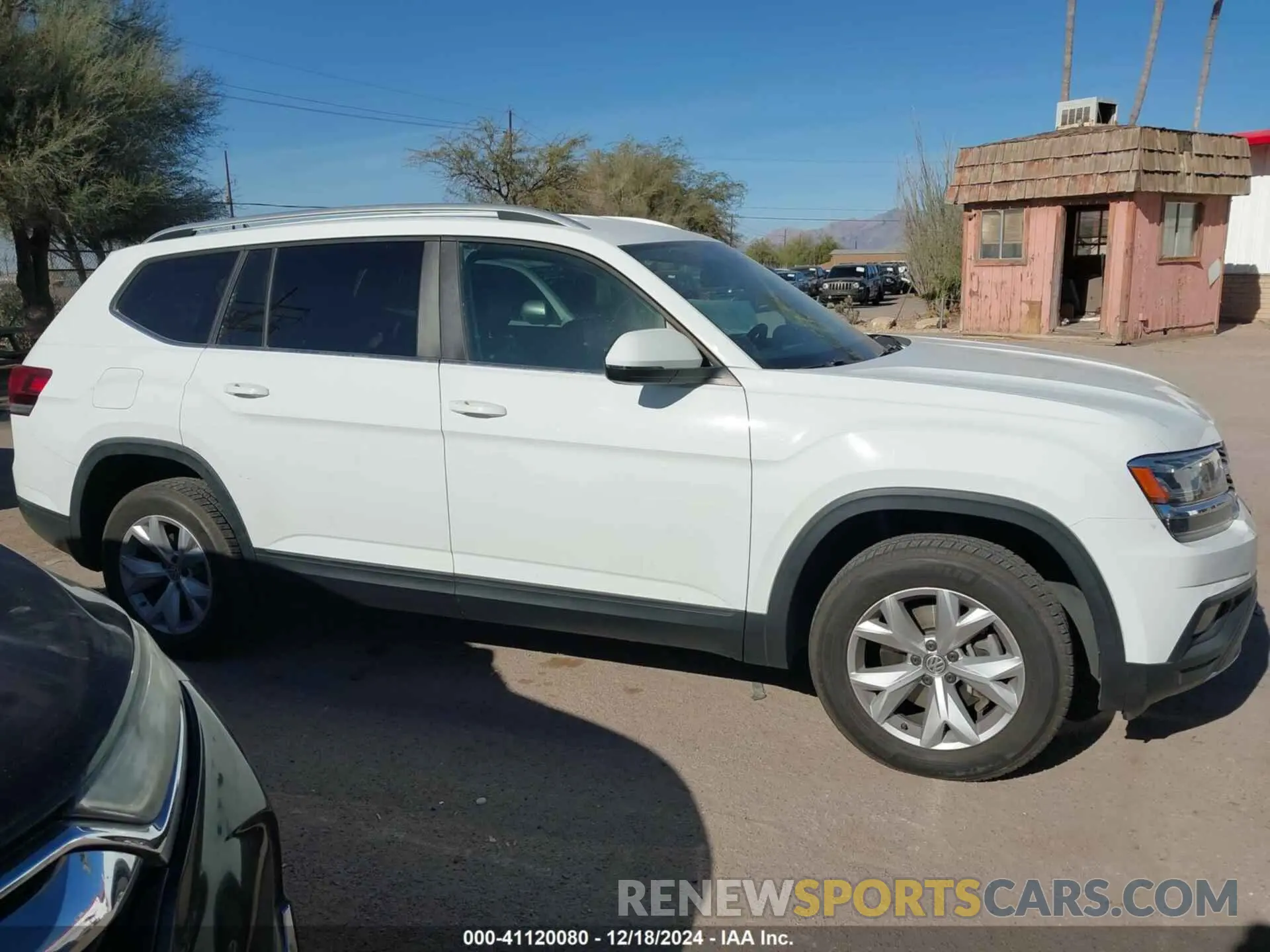 13 fotografías del automóvil dañado 1V2LR2CA0KC548163 VOLKSWAGEN ATLAS 2019