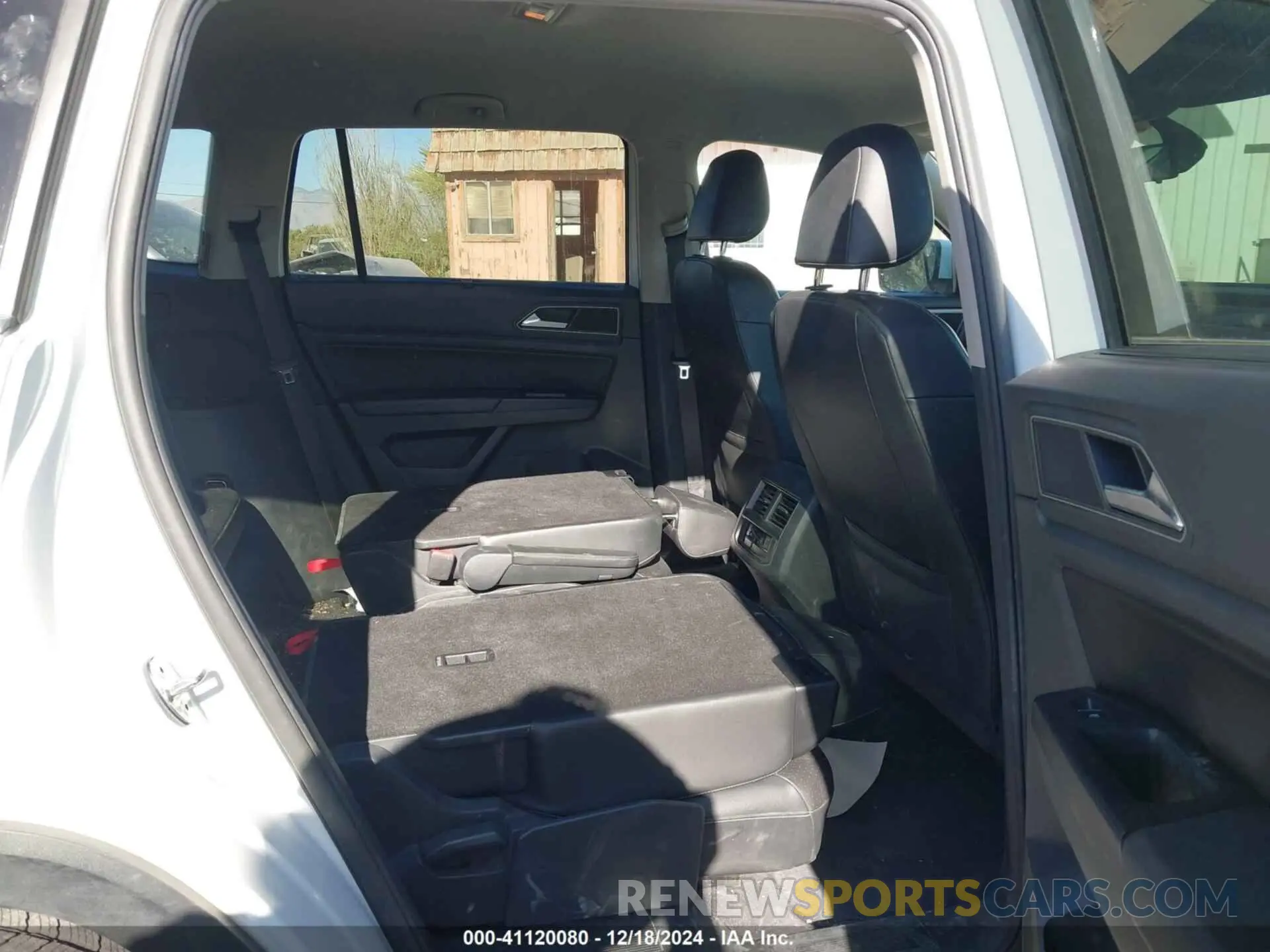 8 fotografías del automóvil dañado 1V2LR2CA0KC548163 VOLKSWAGEN ATLAS 2019