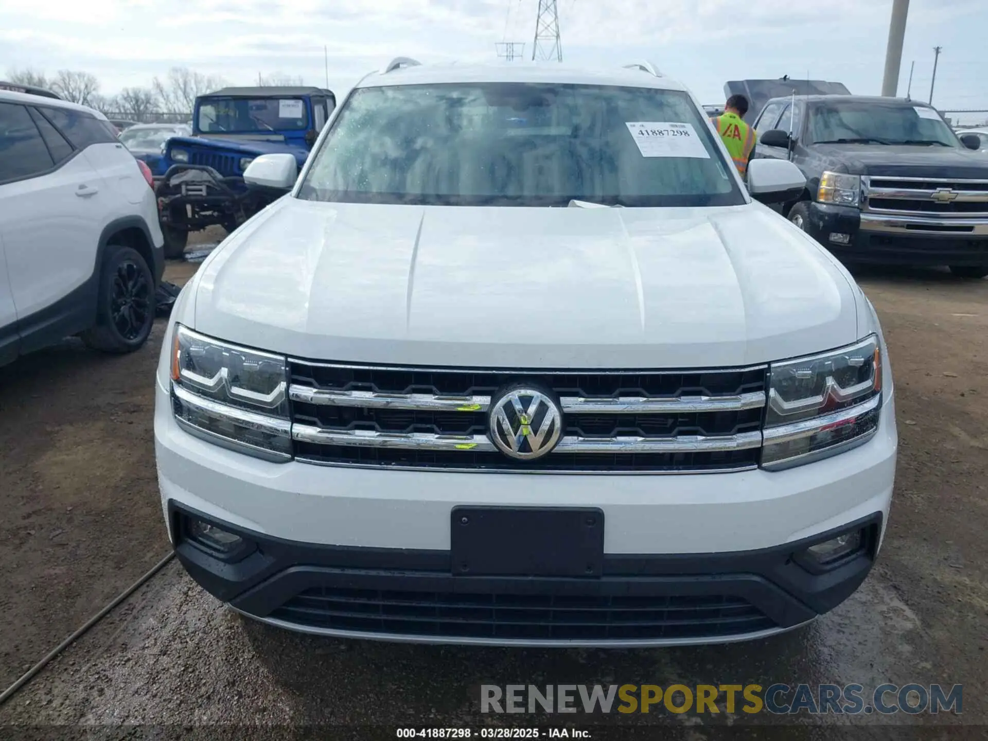 13 fotografías del automóvil dañado 1V2LR2CA3KC543118 VOLKSWAGEN ATLAS 2019