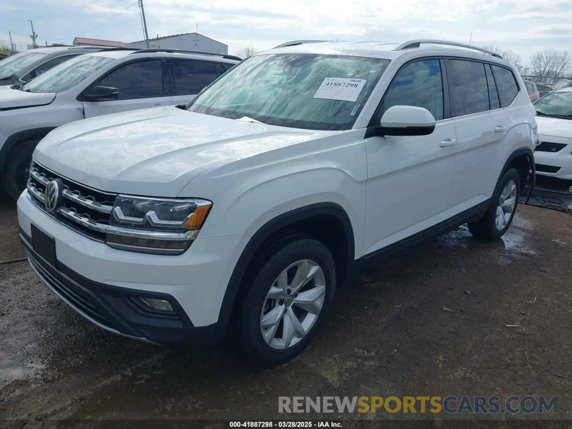 2 fotografías del automóvil dañado 1V2LR2CA3KC543118 VOLKSWAGEN ATLAS 2019