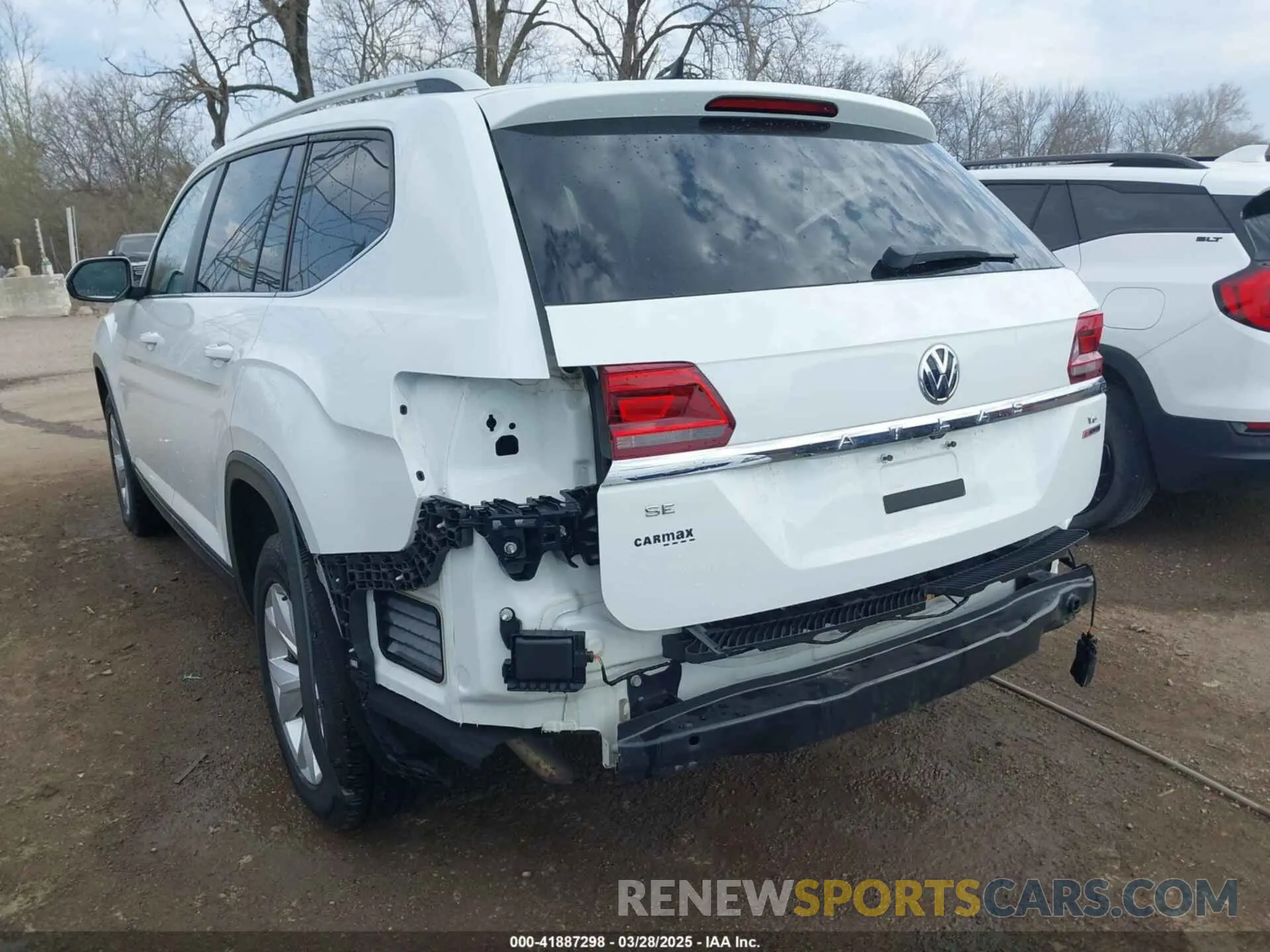 6 fotografías del automóvil dañado 1V2LR2CA3KC543118 VOLKSWAGEN ATLAS 2019
