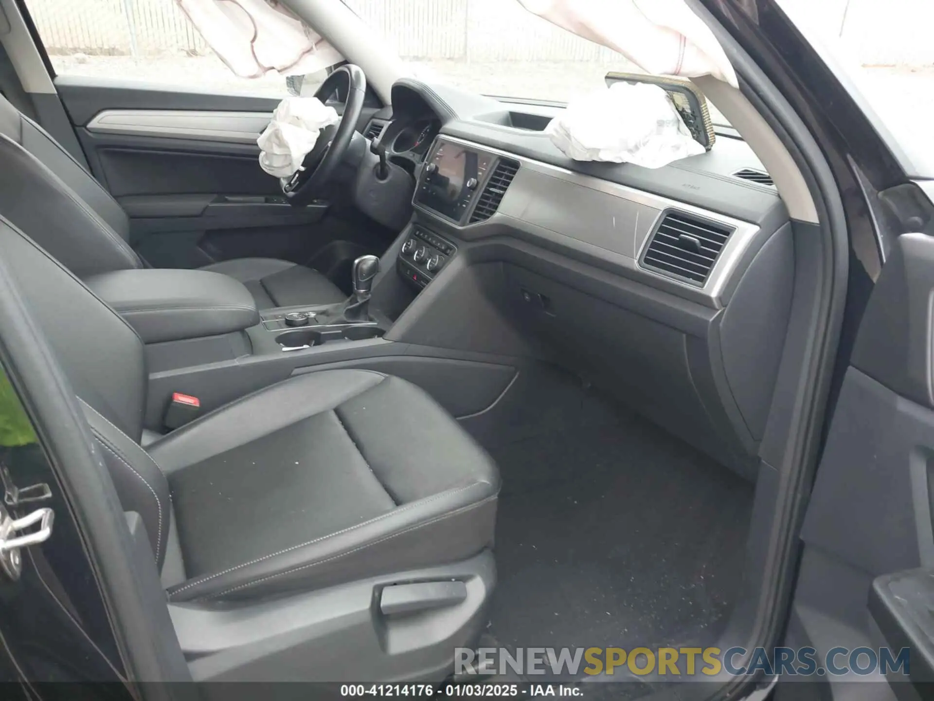 5 fotografías del automóvil dañado 1V2LR2CA9KC540062 VOLKSWAGEN ATLAS 2019