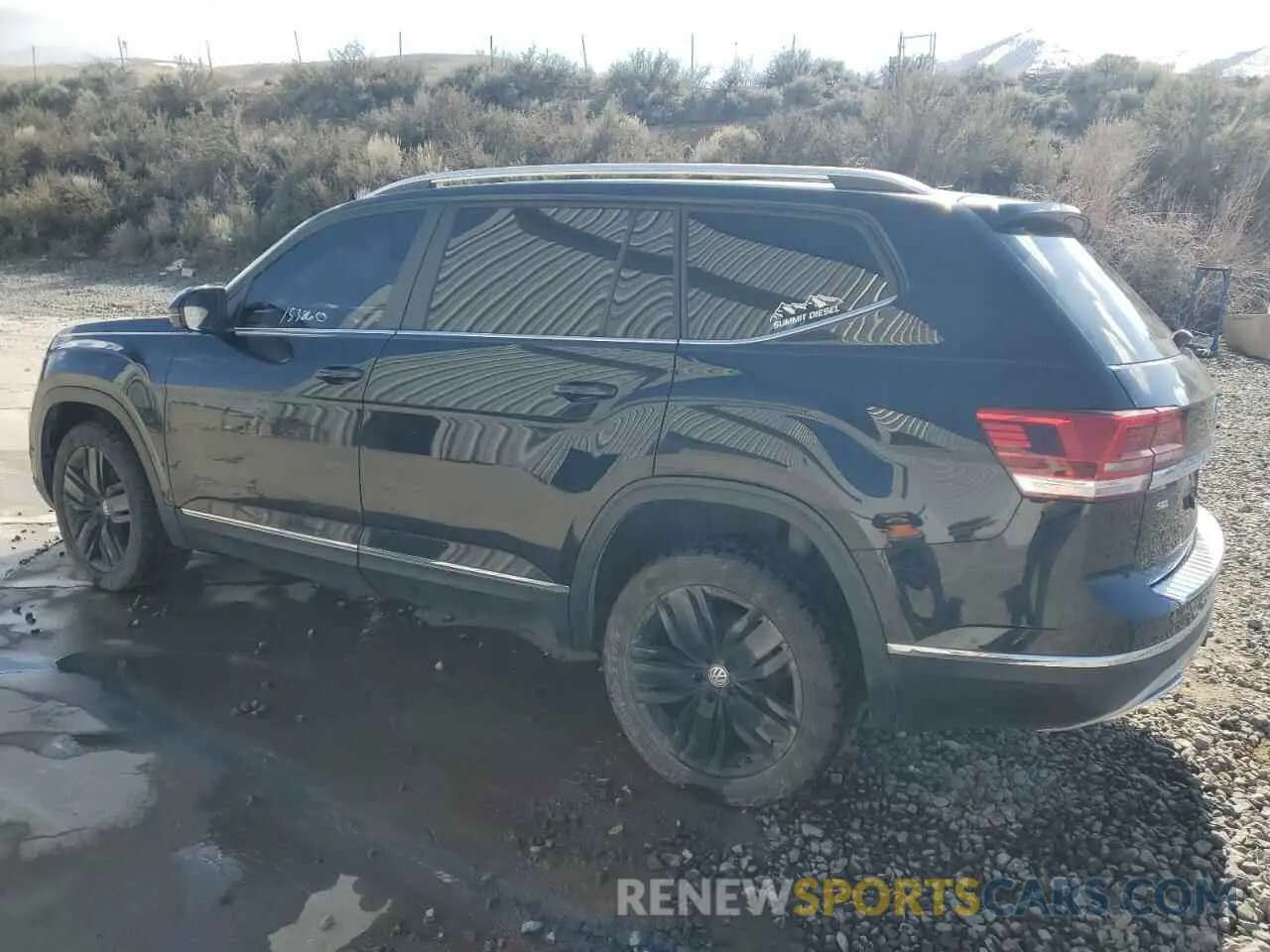 2 fotografías del automóvil dañado 1V2MR2CA0KC586304 VOLKSWAGEN ATLAS 2019