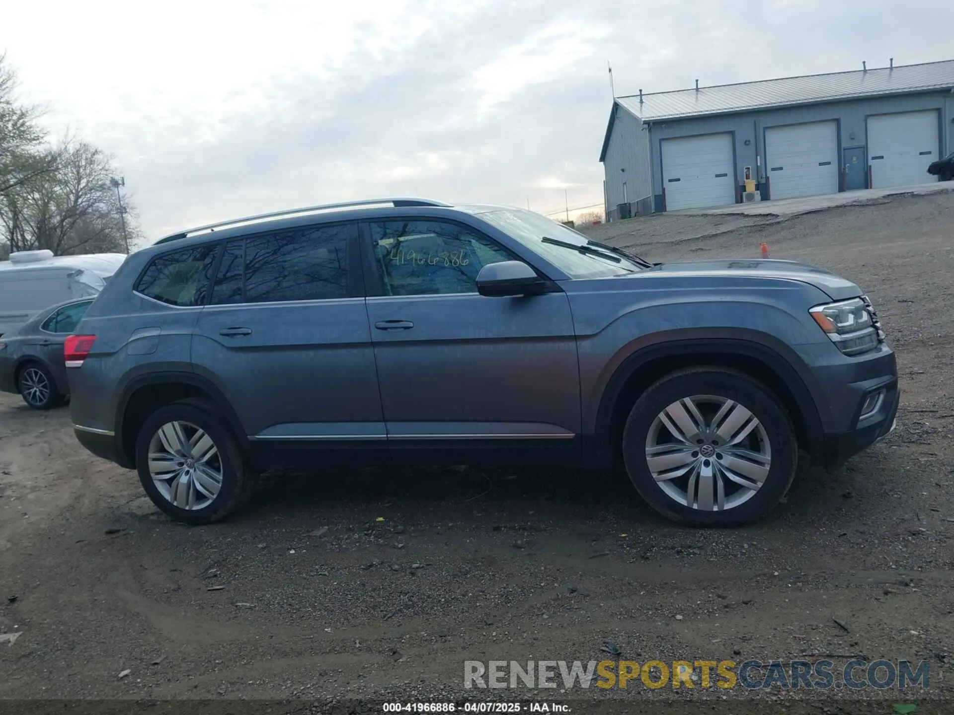 13 fotografías del automóvil dañado 1V2MR2CA5KC610726 VOLKSWAGEN ATLAS 2019