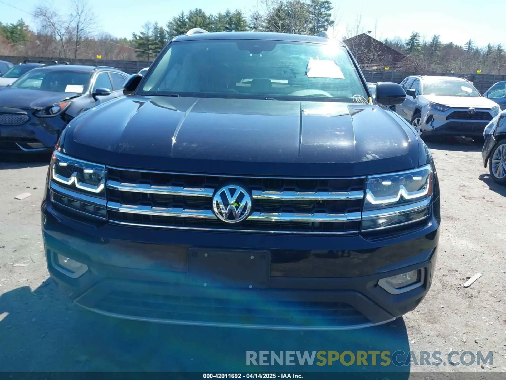 12 fotografías del automóvil dañado 1V2MR2CA7KC526794 VOLKSWAGEN ATLAS 2019