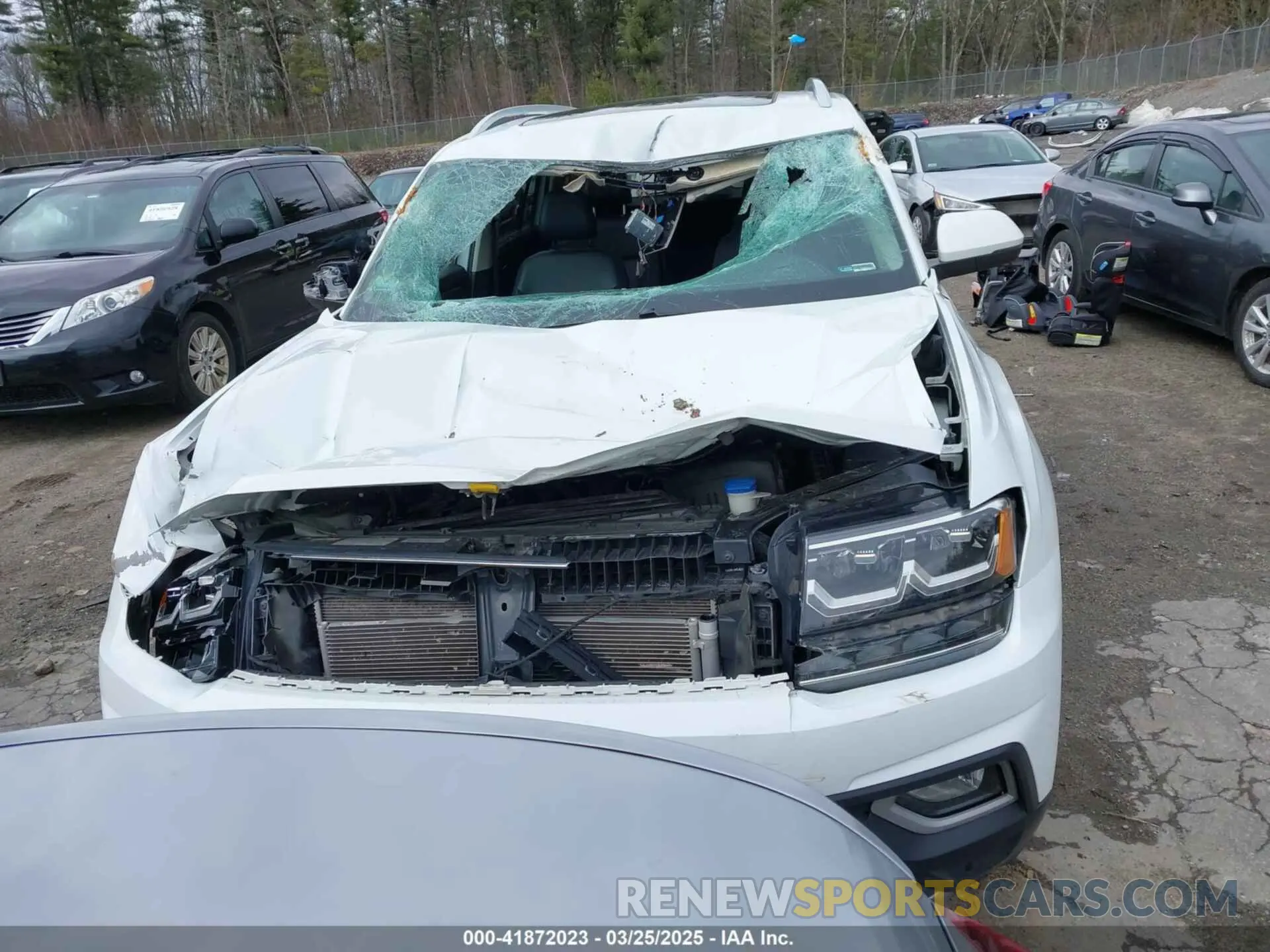13 fotografías del automóvil dañado 1V2MR2CAXKC594264 VOLKSWAGEN ATLAS 2019