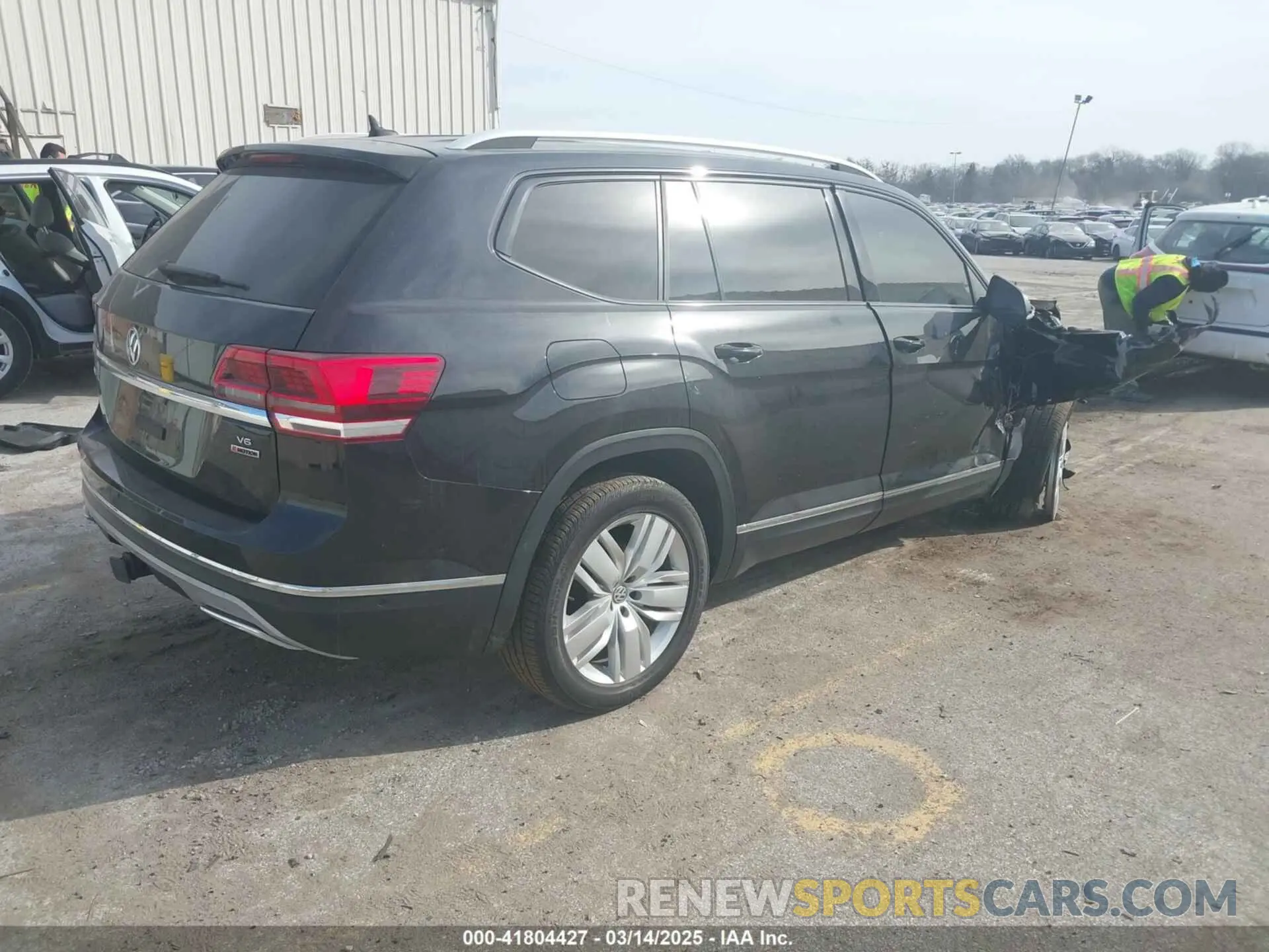 4 fotografías del automóvil dañado 1V2NR2CA1KC510871 VOLKSWAGEN ATLAS 2019