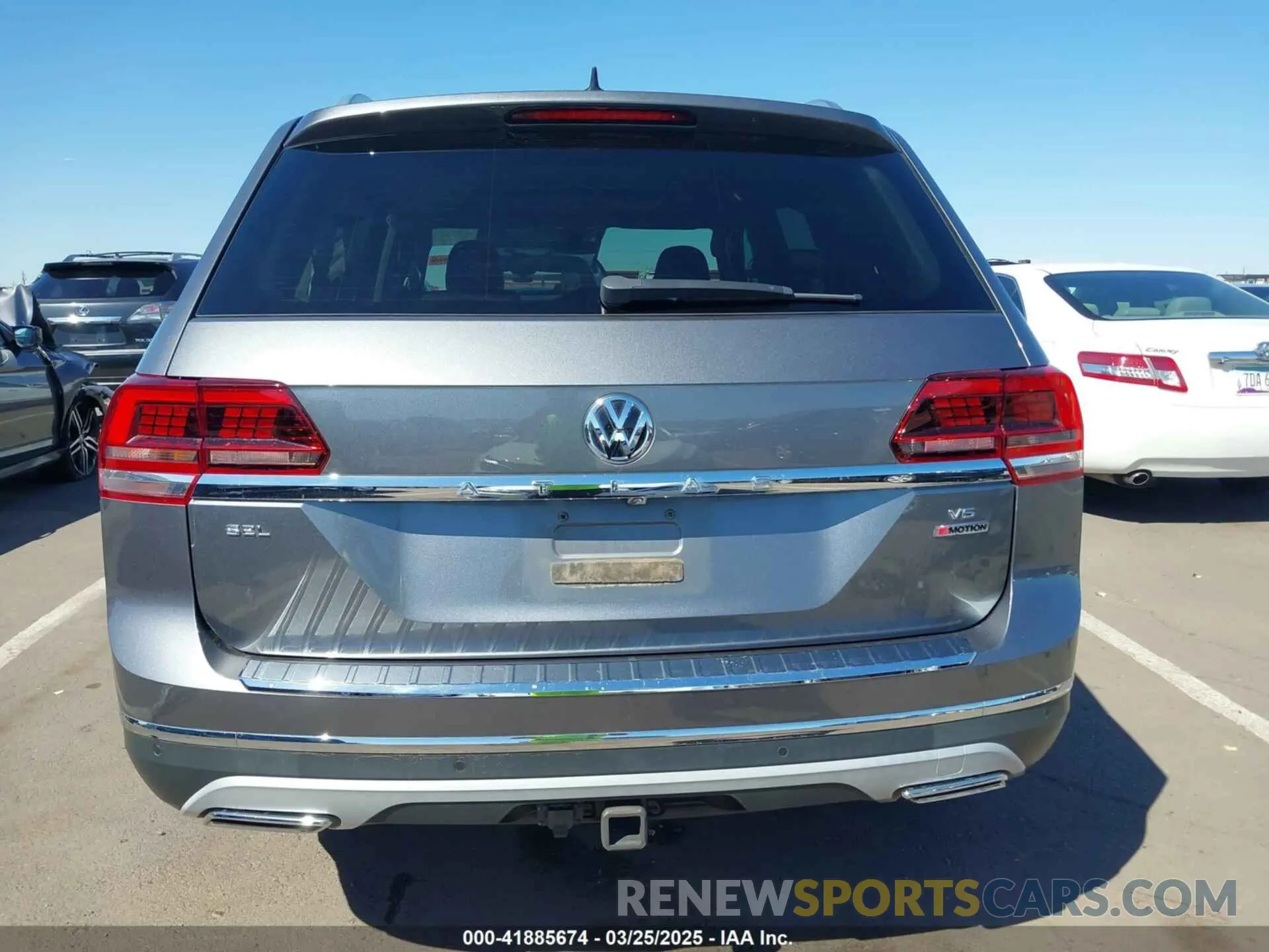 15 fotografías del automóvil dañado 1V2NR2CA1KC560590 VOLKSWAGEN ATLAS 2019