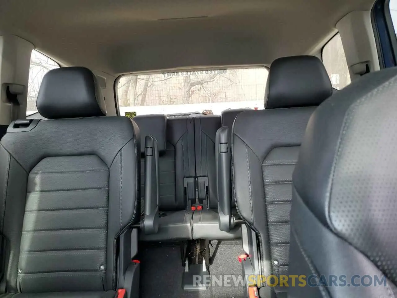 10 fotografías del automóvil dañado 1V2NR2CA3KC546433 VOLKSWAGEN ATLAS 2019