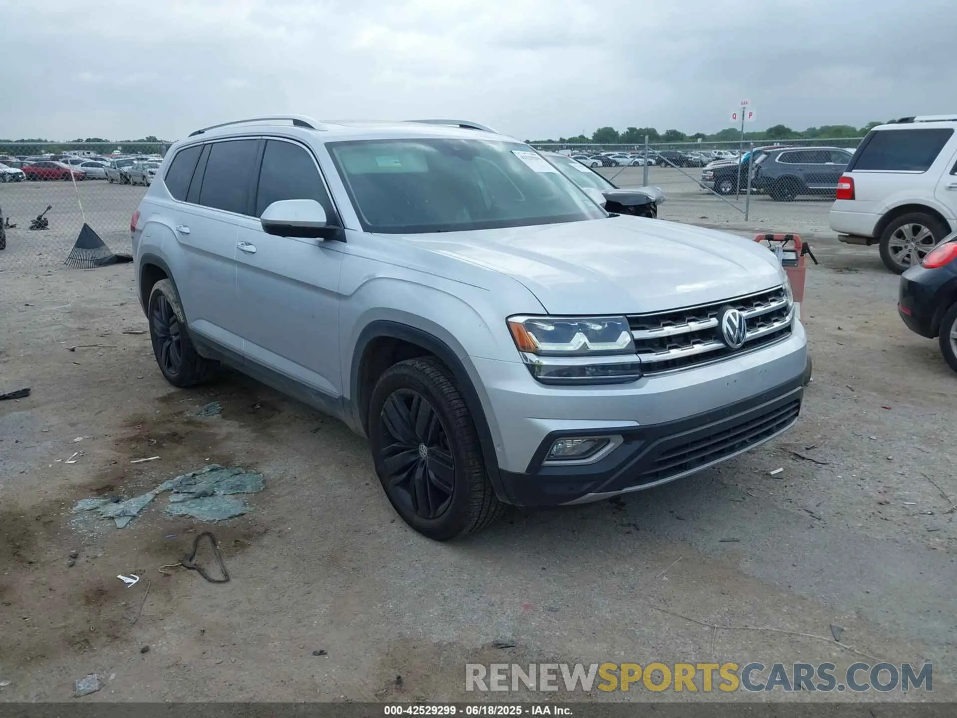 1 fotografías del automóvil dañado 1V2NR2CA3KC555536 VOLKSWAGEN ATLAS 2019