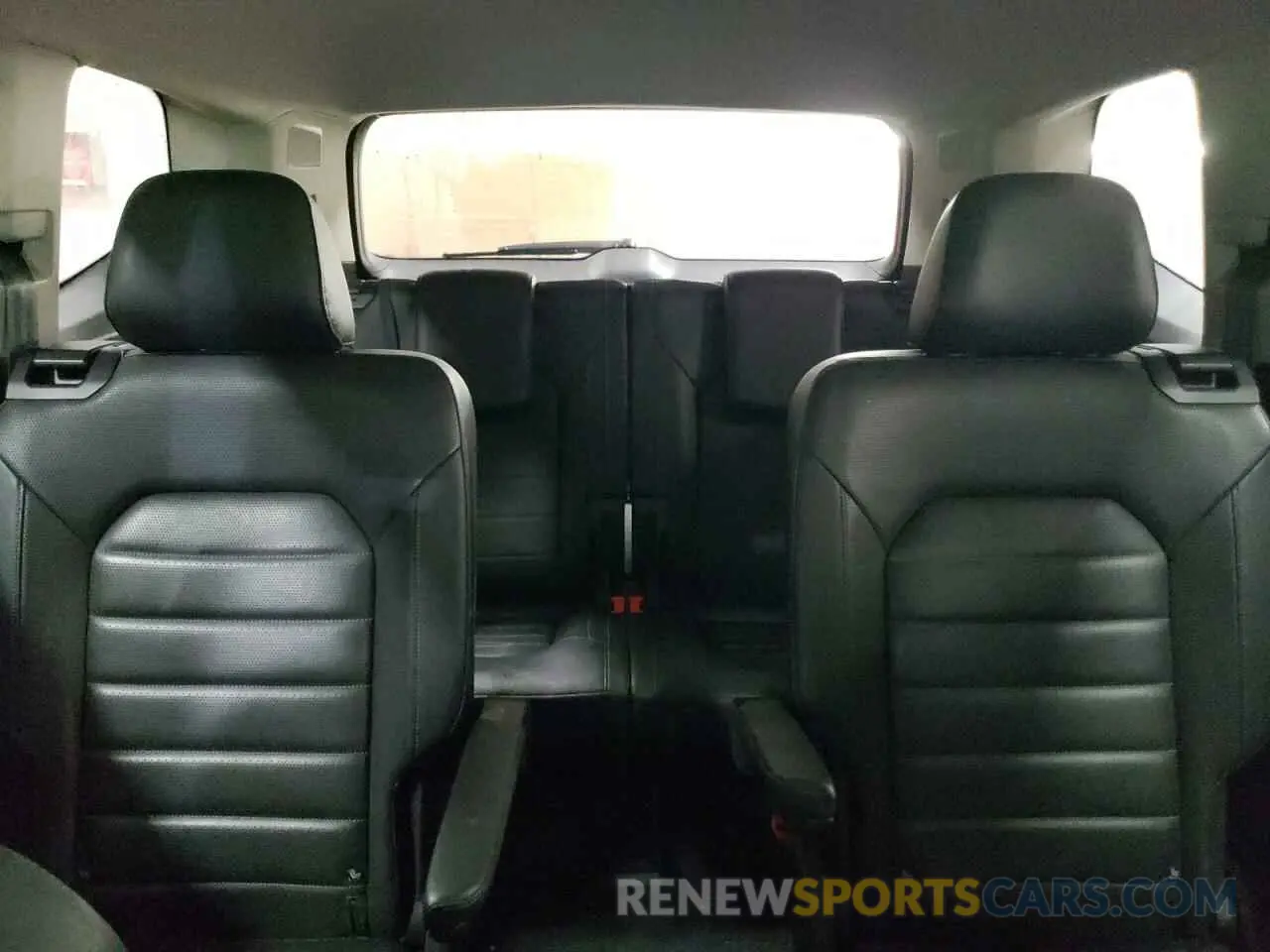 10 fotografías del automóvil dañado 1V2NR2CA5KC622802 VOLKSWAGEN ATLAS 2019